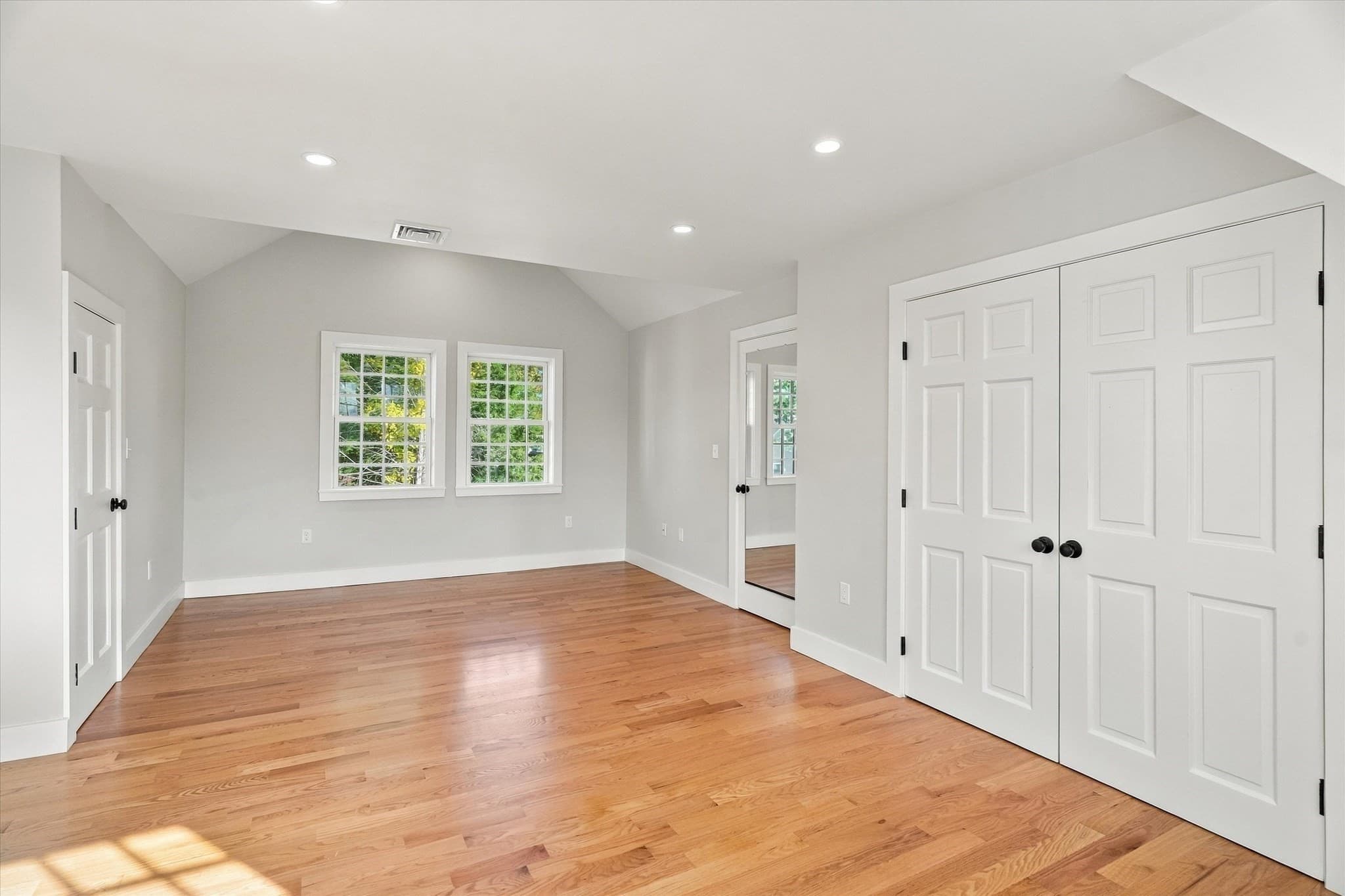 Single Family Residence at 1 Ancient Rubbly Way, Beverly MA 01915, photo 30 of 42