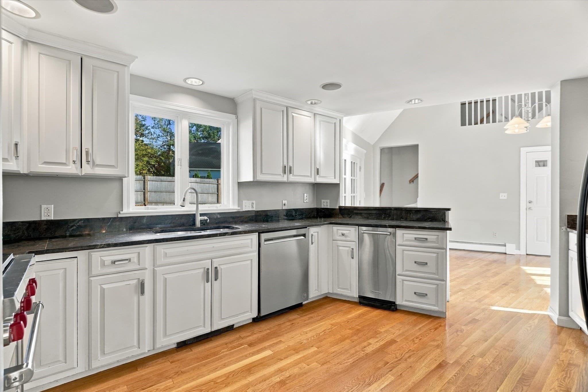 Single Family Residence at 1 Ancient Rubbly Way, Beverly MA 01915, photo 15 of 42