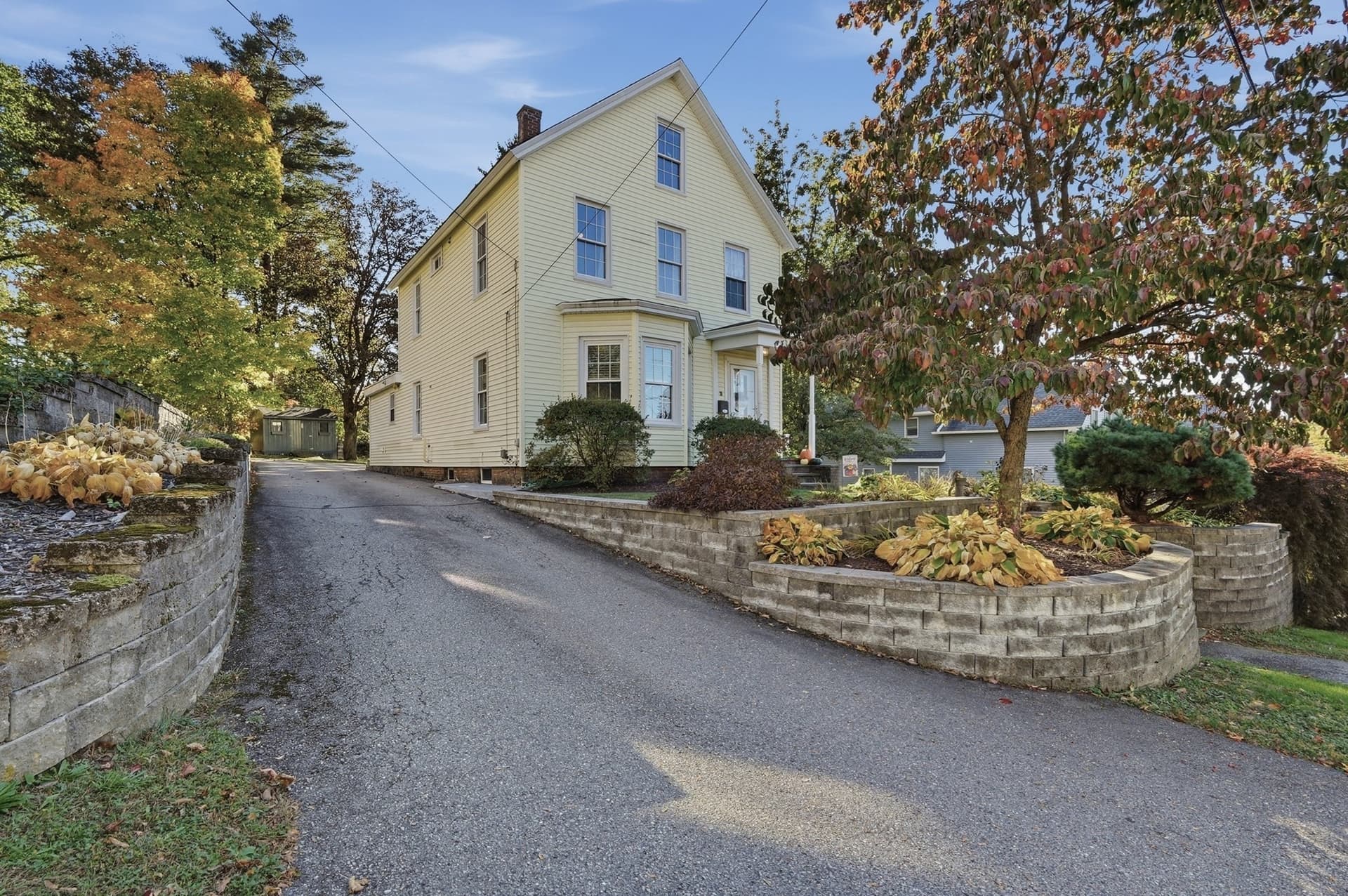 21 Myrtle Street, Leominster MA 01453