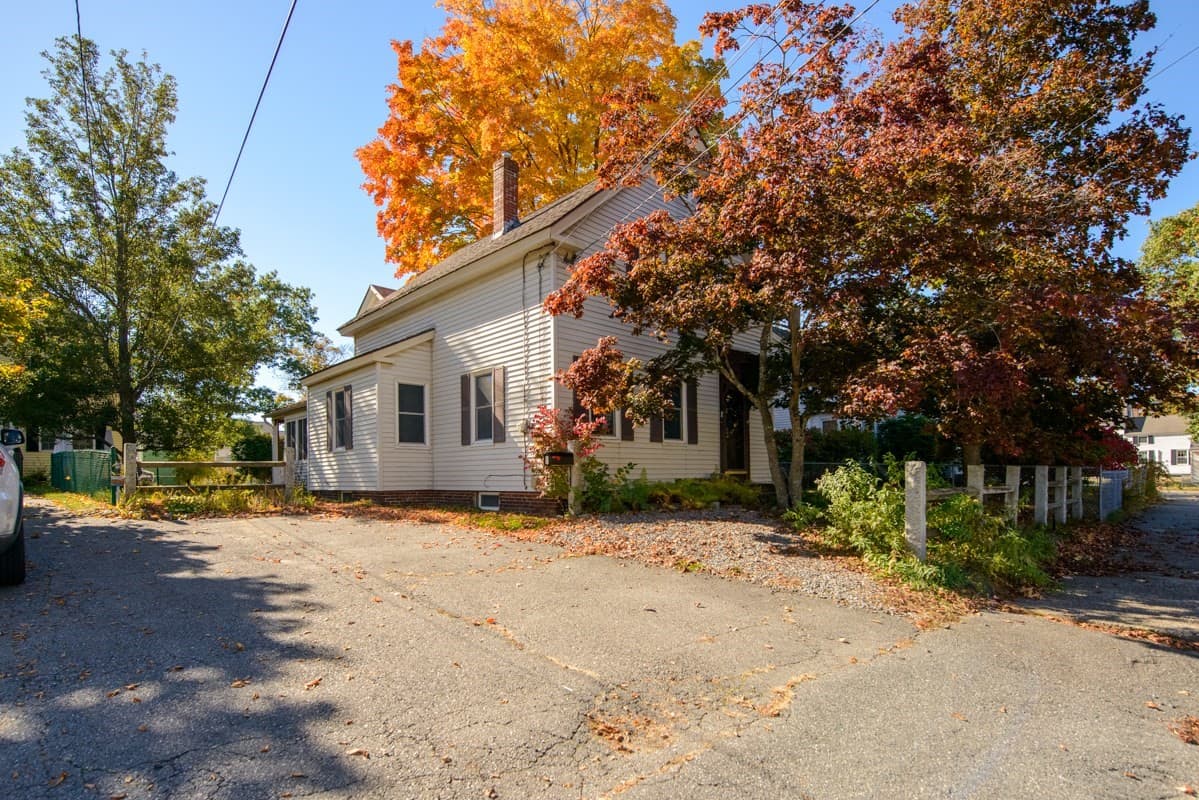3 Fletcher St, Ayer MA 01432
