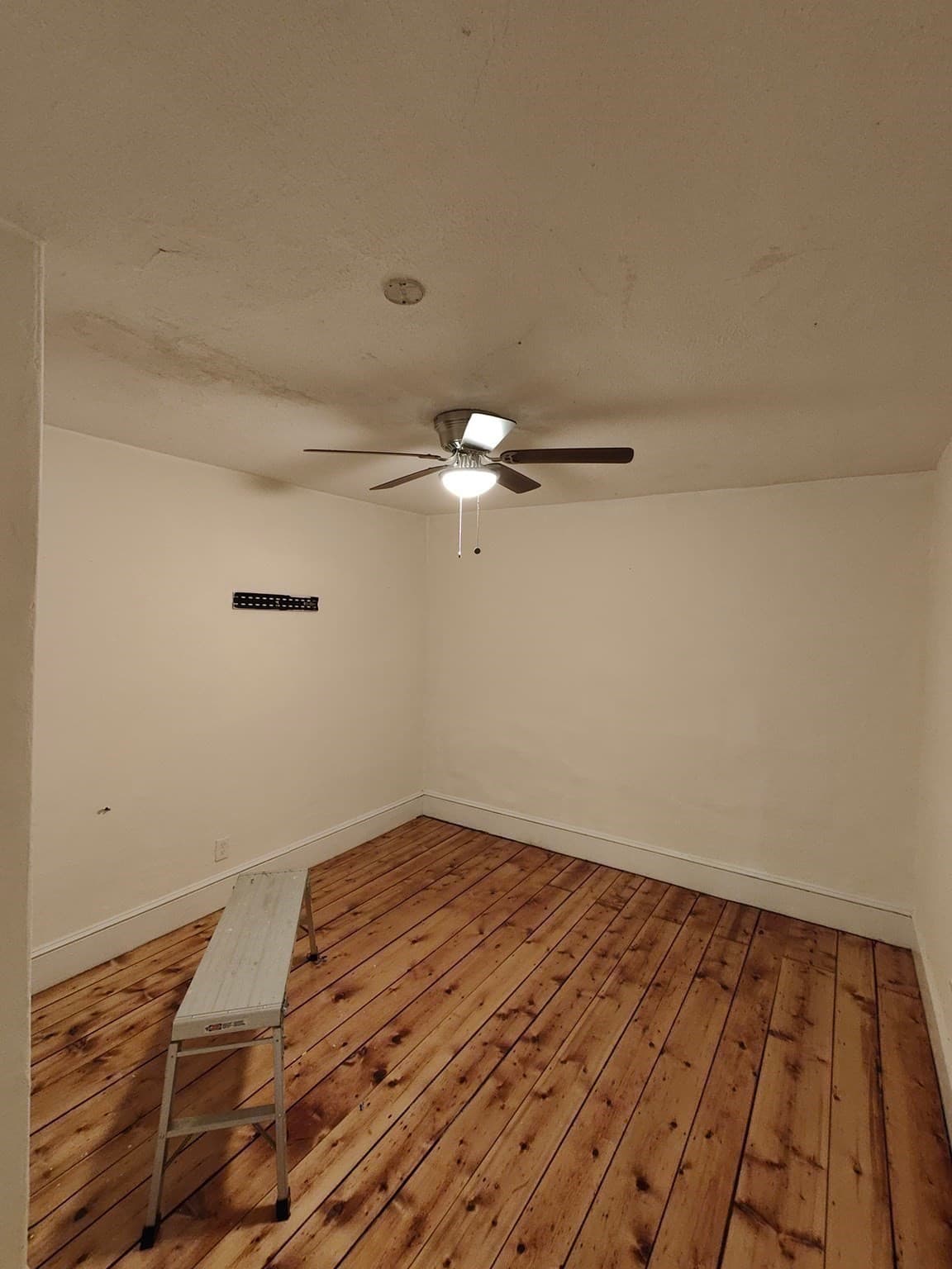 3 Family - 3 Units Up/Down at 14 Wall St, Worcester MA 01604, photo 23 of 32