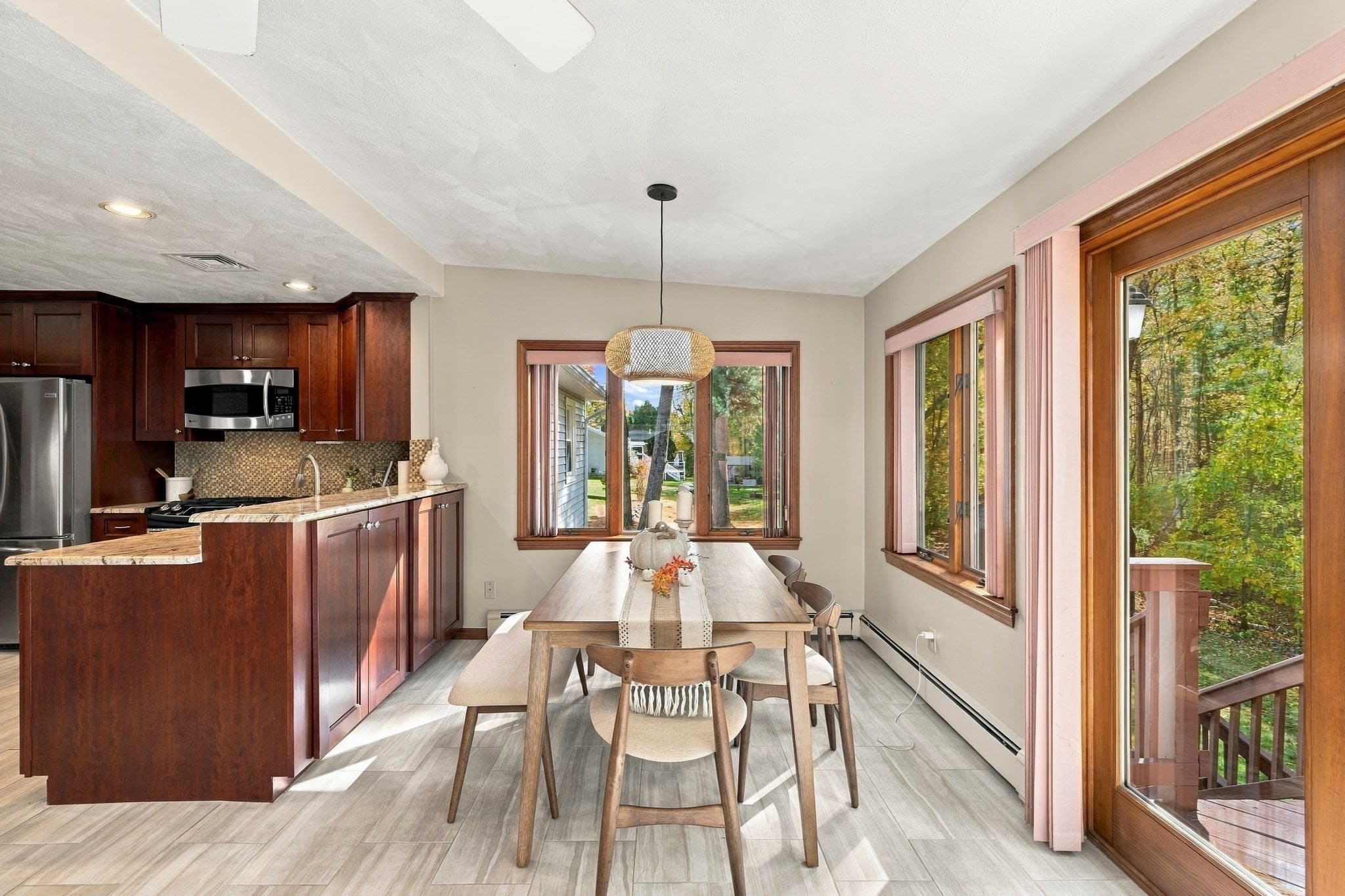 Single Family Residence at 10 Overbrook Rd, Middleton MA 01949, photo 19 of 42