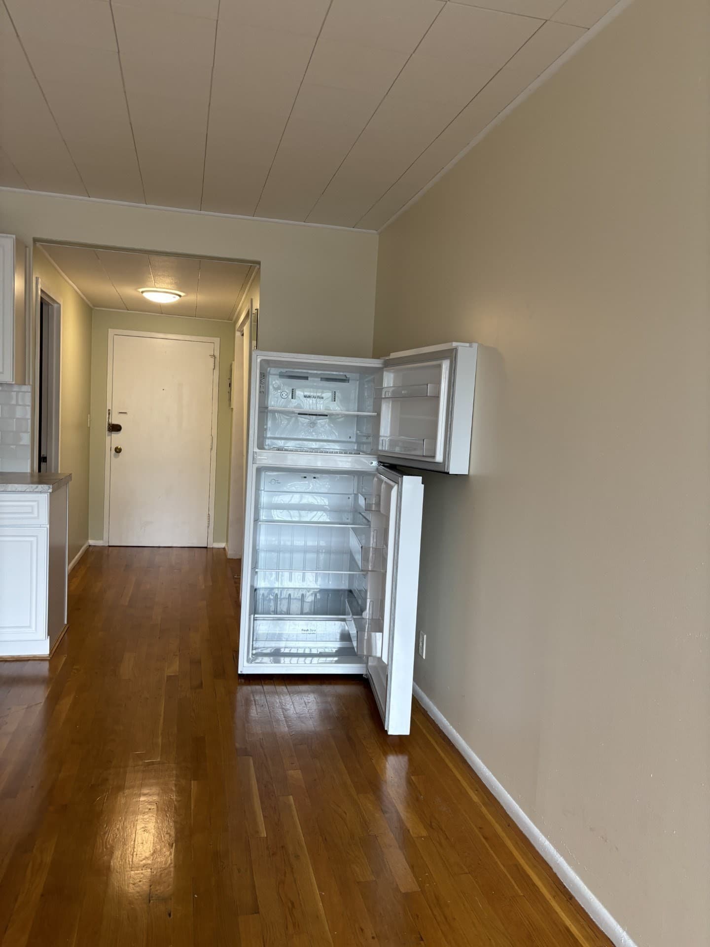 Condominium at 22 Chestnut Place # M4, Brookline MA 02445, photo 3 of 16