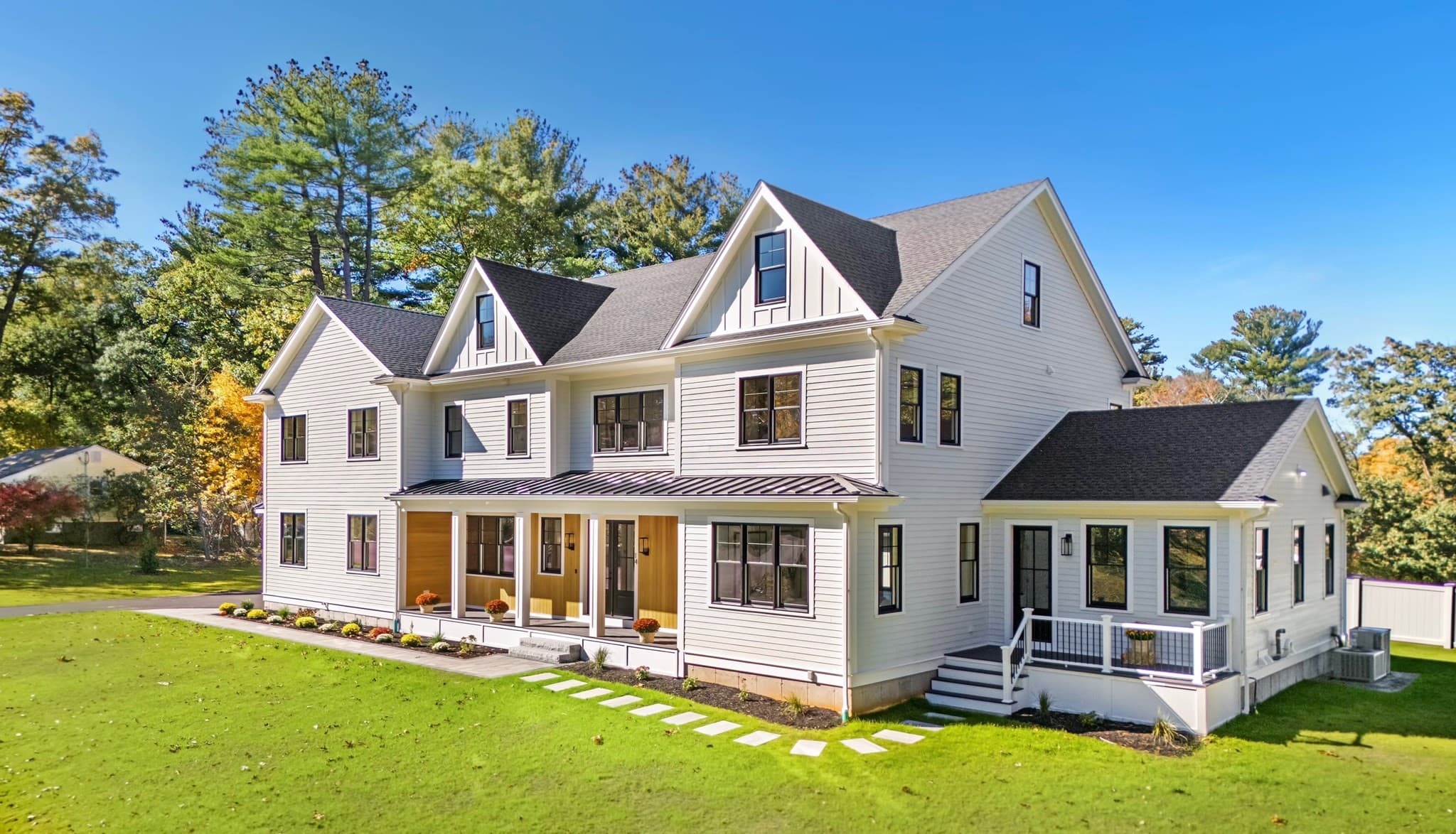 14 Gloria Circle, Burlington MA 01803