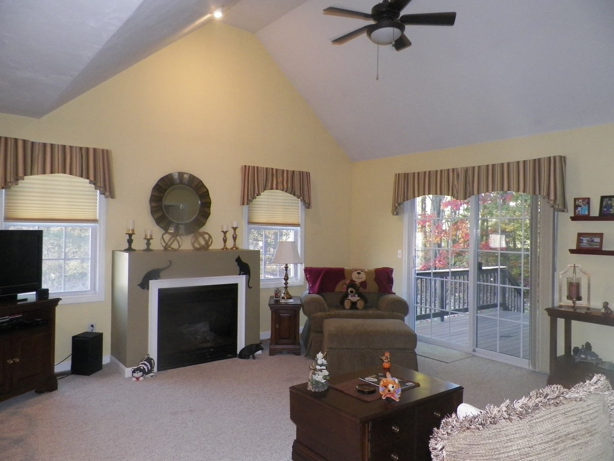 Condominium at 12 Kyle Hunter Circle # 12, Rutland MA 01543, photo 5 of 11