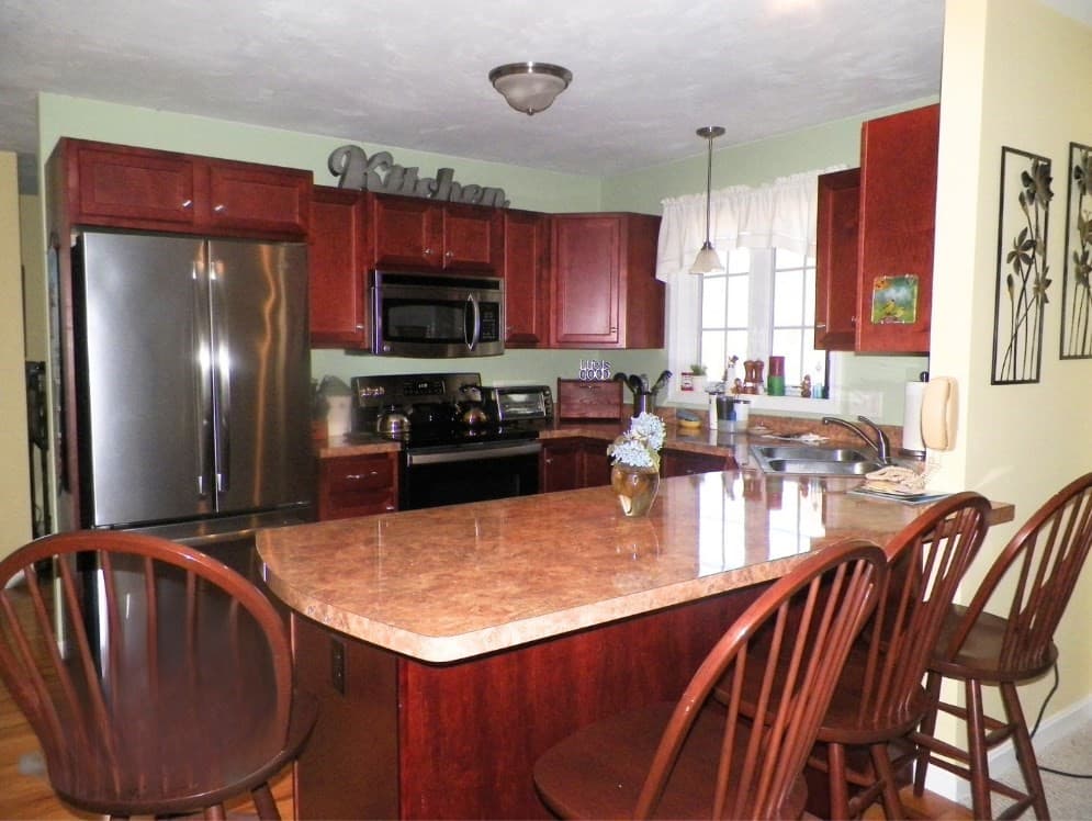 Condominium at 12 Kyle Hunter Circle # 12, Rutland MA 01543, photo 9 of 11
