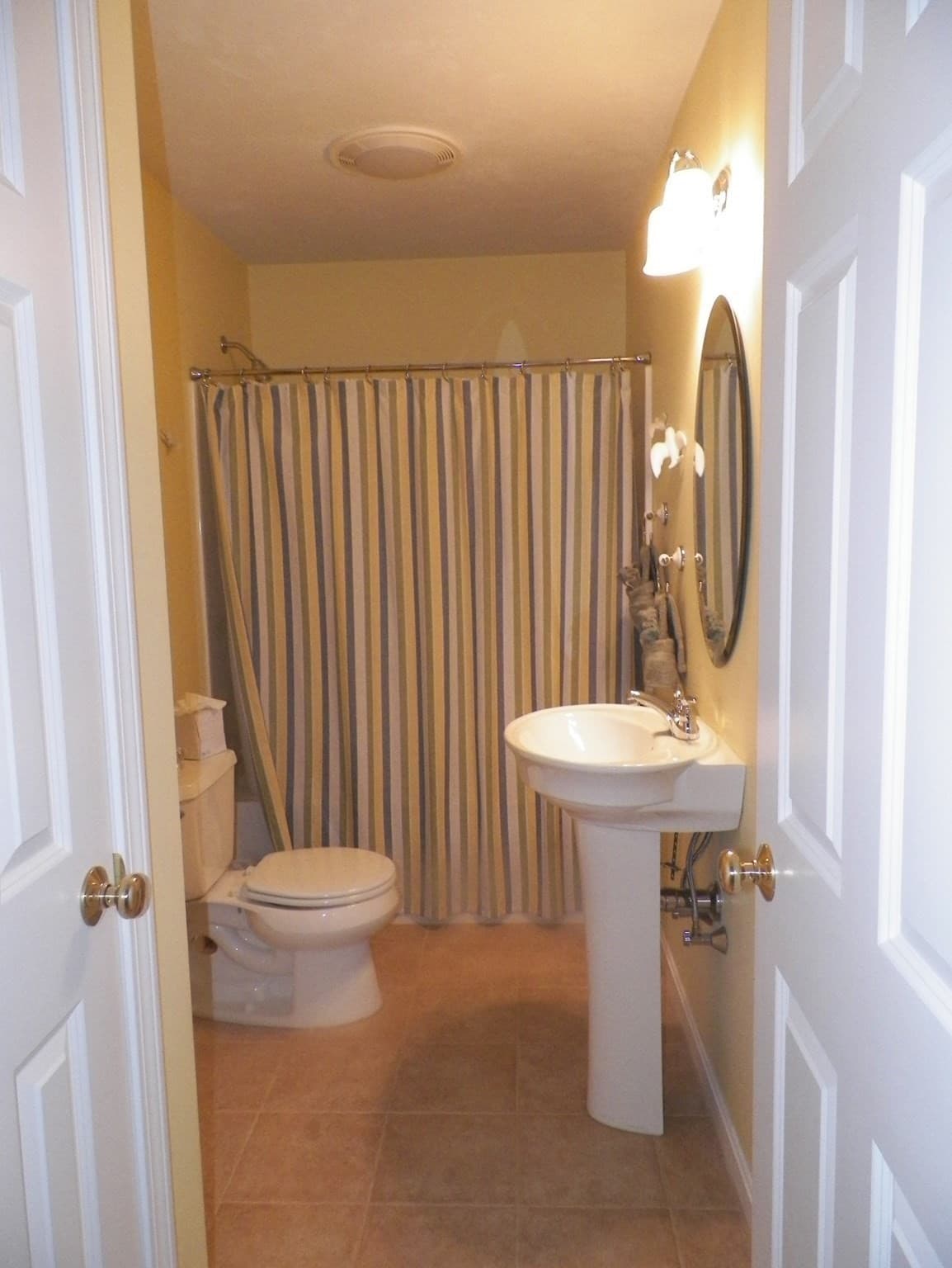 Condominium at 12 Kyle Hunter Circle # 12, Rutland MA 01543, photo 11 of 11