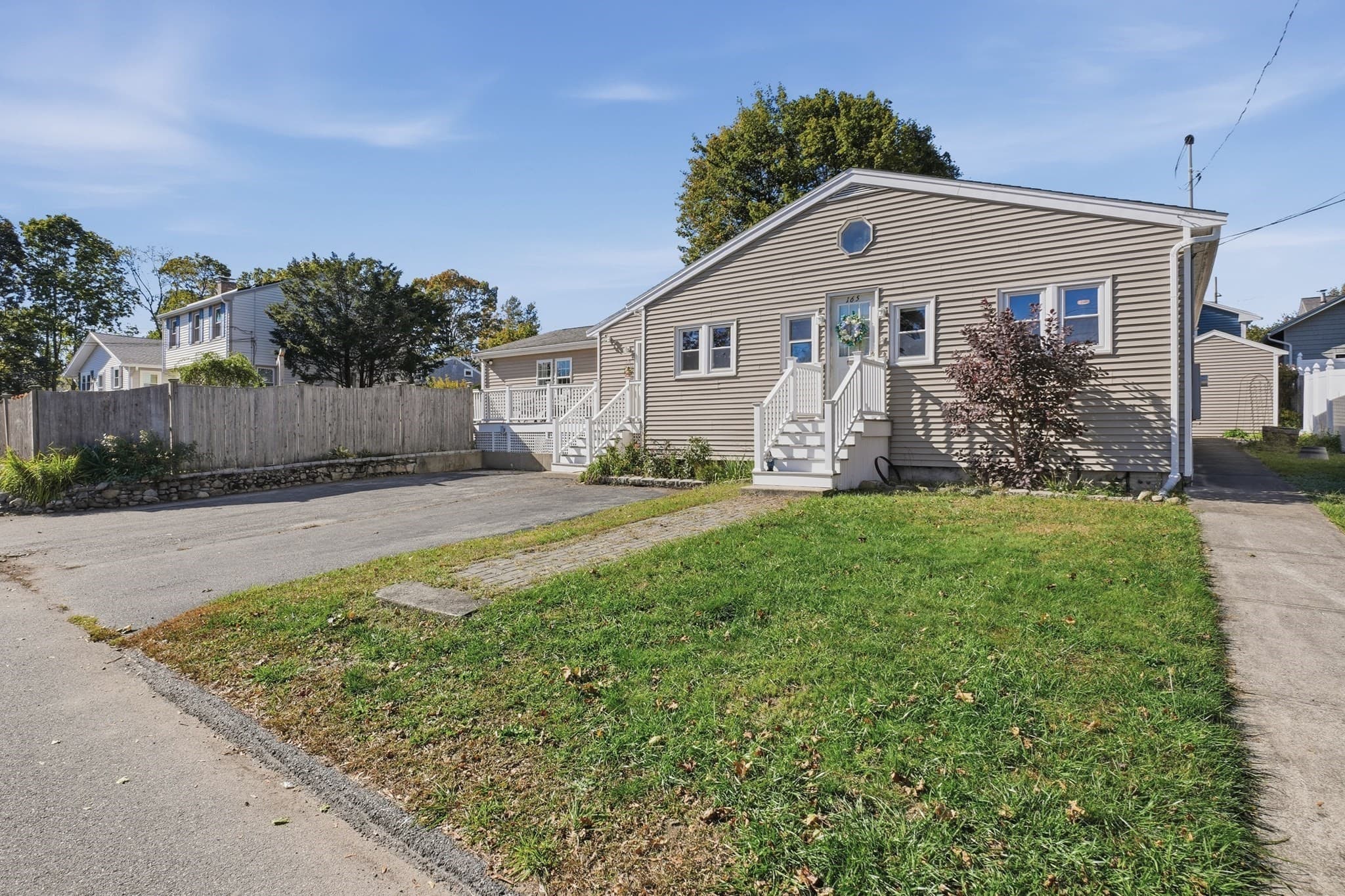 Single Family Residence at 165 Lake Shore Drive, Weymouth MA 02189, photo 2 of 42
