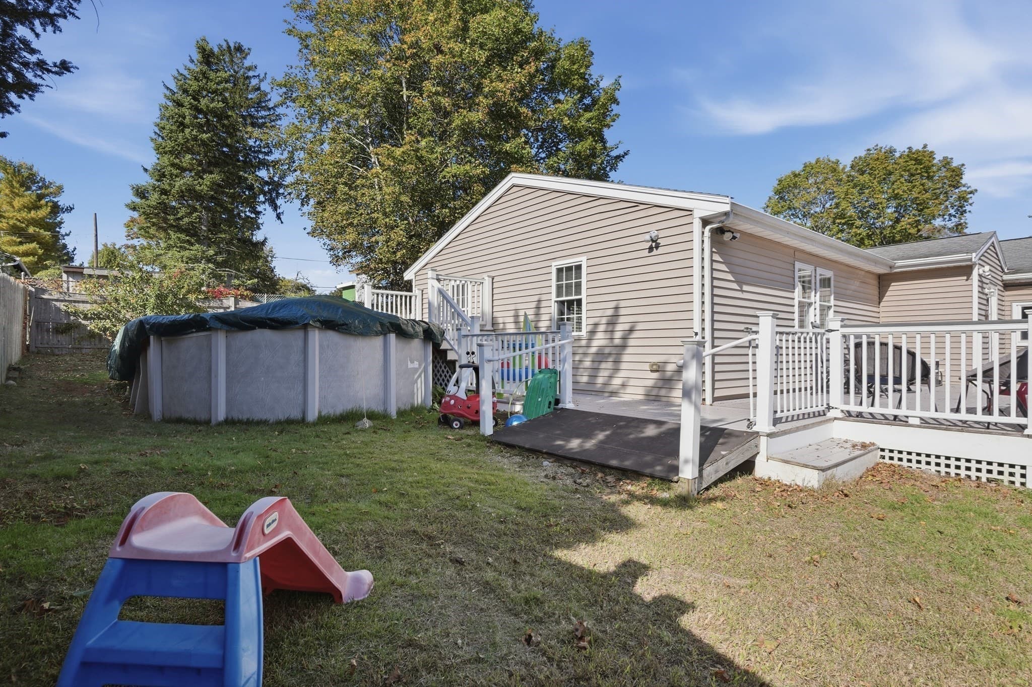 Single Family Residence at 165 Lake Shore Drive, Weymouth MA 02189, photo 36 of 42