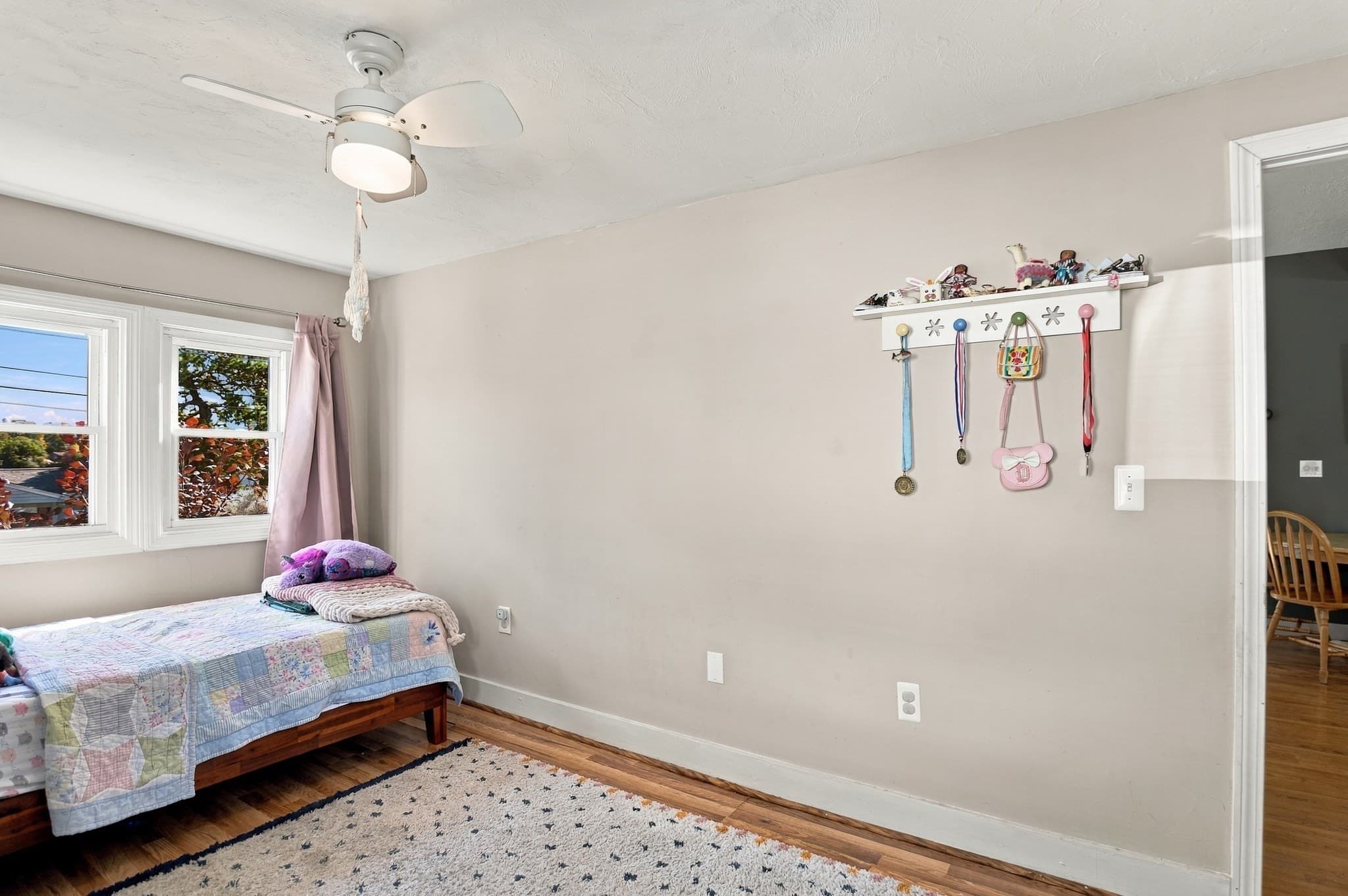 Single Family Residence at 165 Lake Shore Drive, Weymouth MA 02189, photo 24 of 42