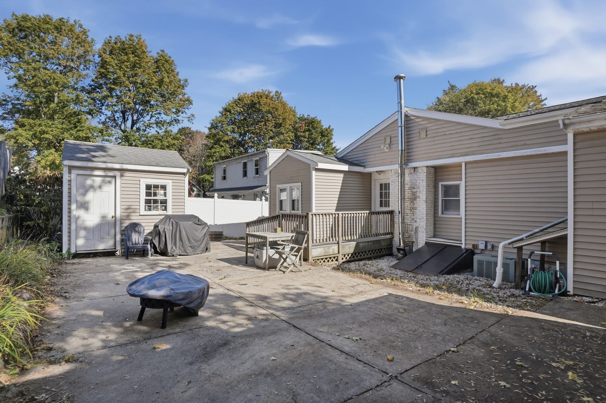 Single Family Residence at 165 Lake Shore Drive, Weymouth MA 02189, photo 38 of 42