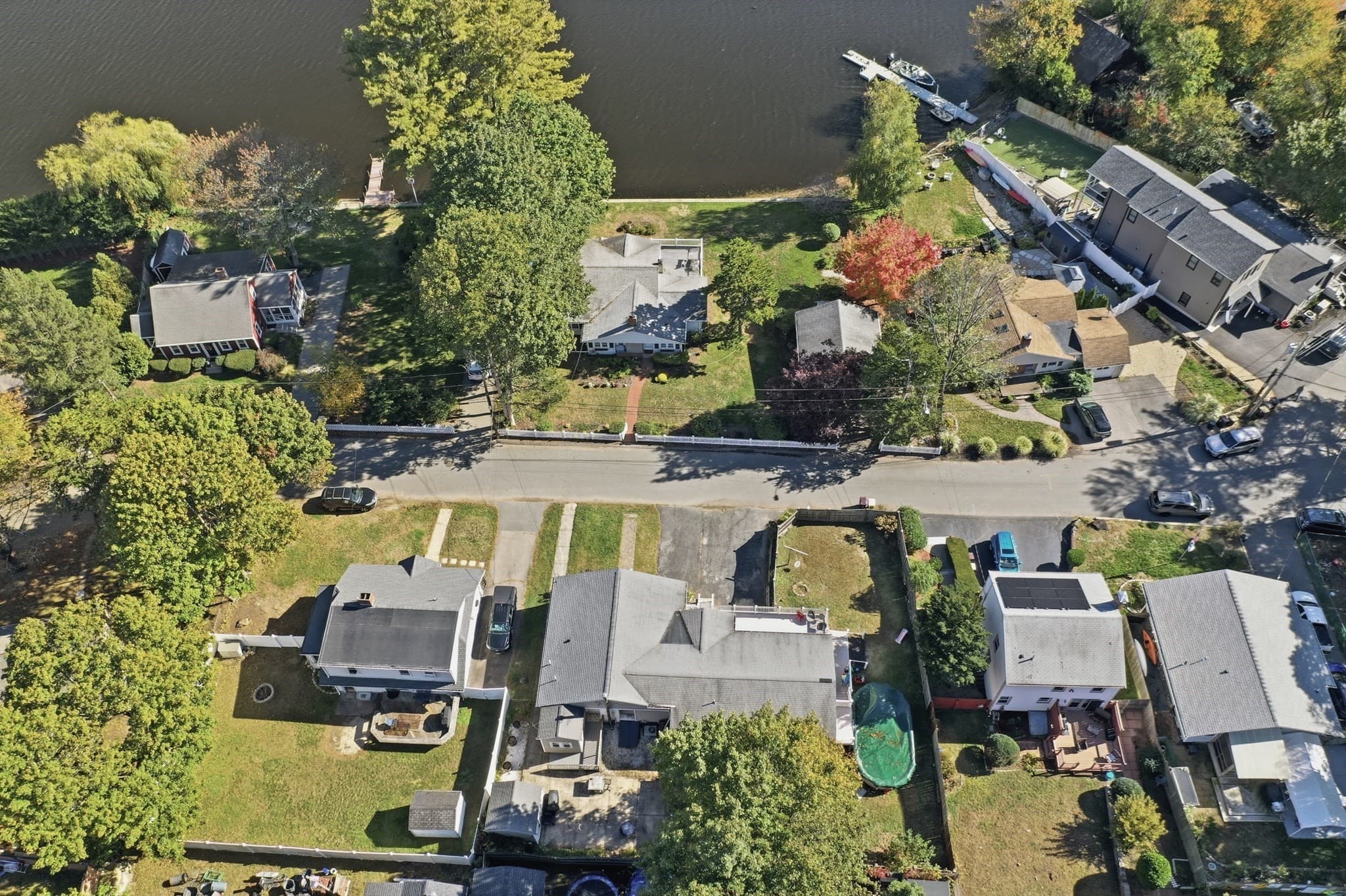 Single Family Residence at 165 Lake Shore Drive, Weymouth MA 02189, photo 41 of 42