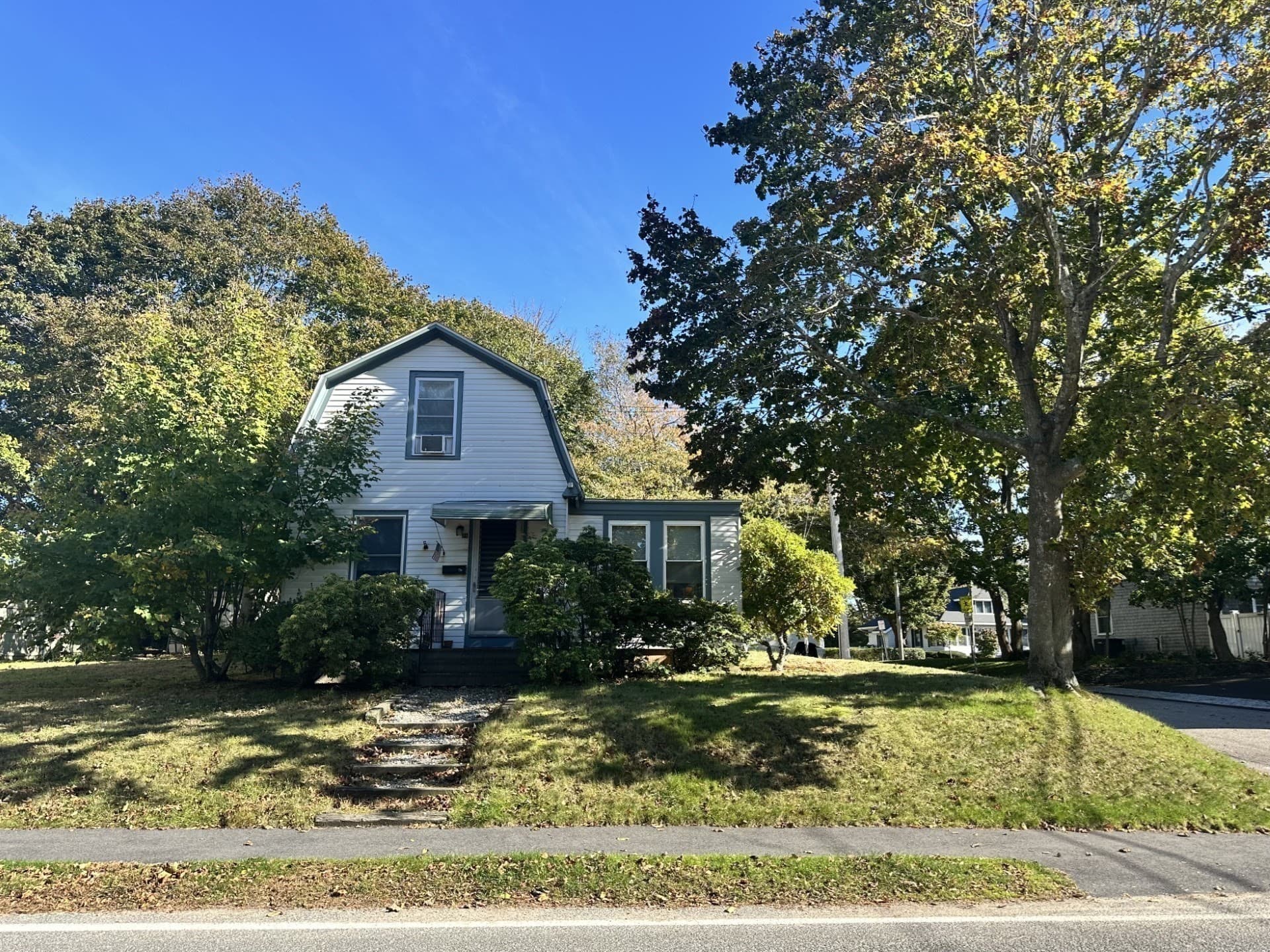 Single Family Residence at 76 Walker St, Falmouth MA 02540, photo 4 of 24