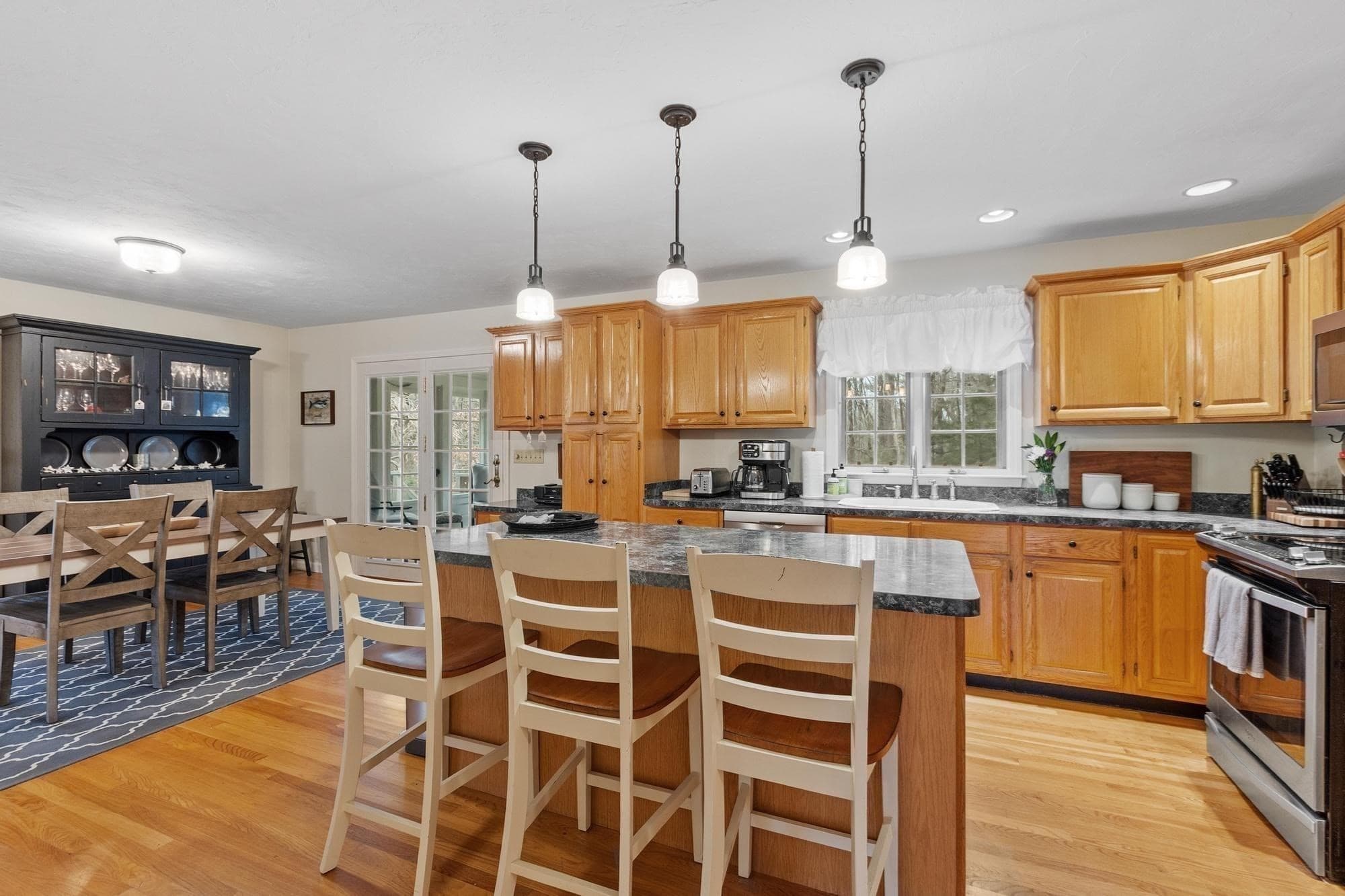 Single Family Residence at 4 Brookside Ln, Sterling MA 01564, photo 12 of 38