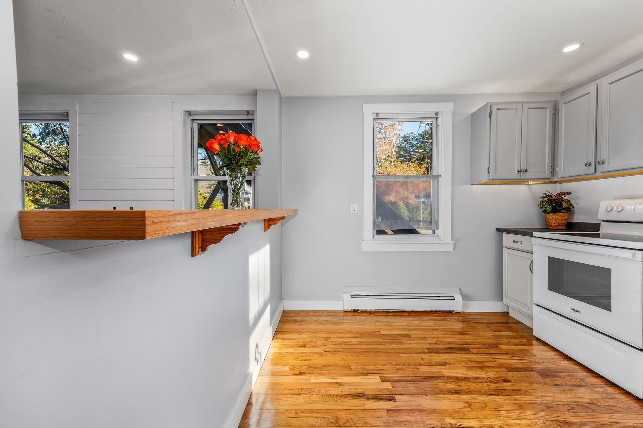Condominium at 31 Cocasset St # 2, Foxboro MA 02035, photo 6 of 24