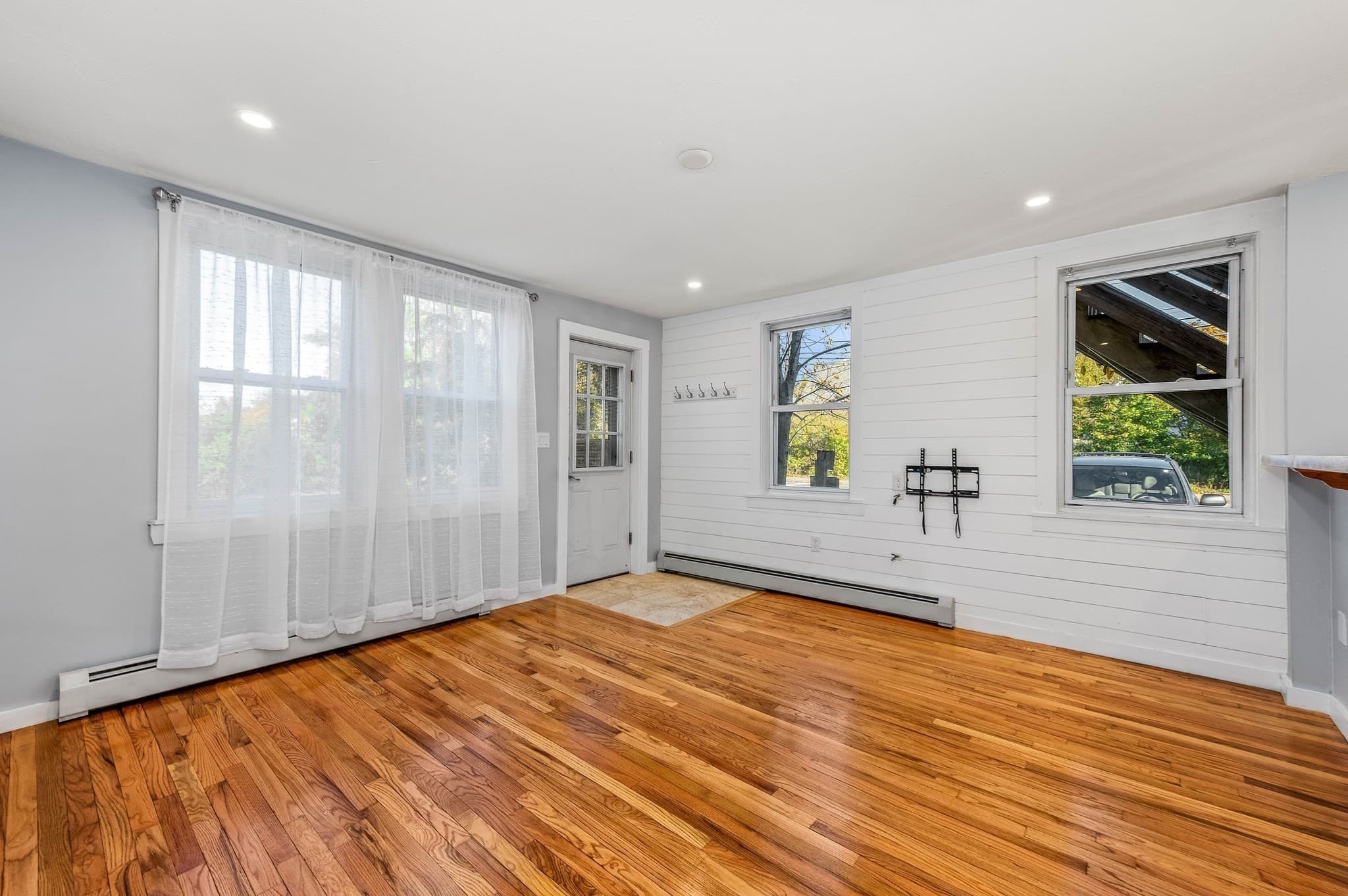 Condominium at 31 Cocasset St # 2, Foxboro MA 02035, photo 13 of 24