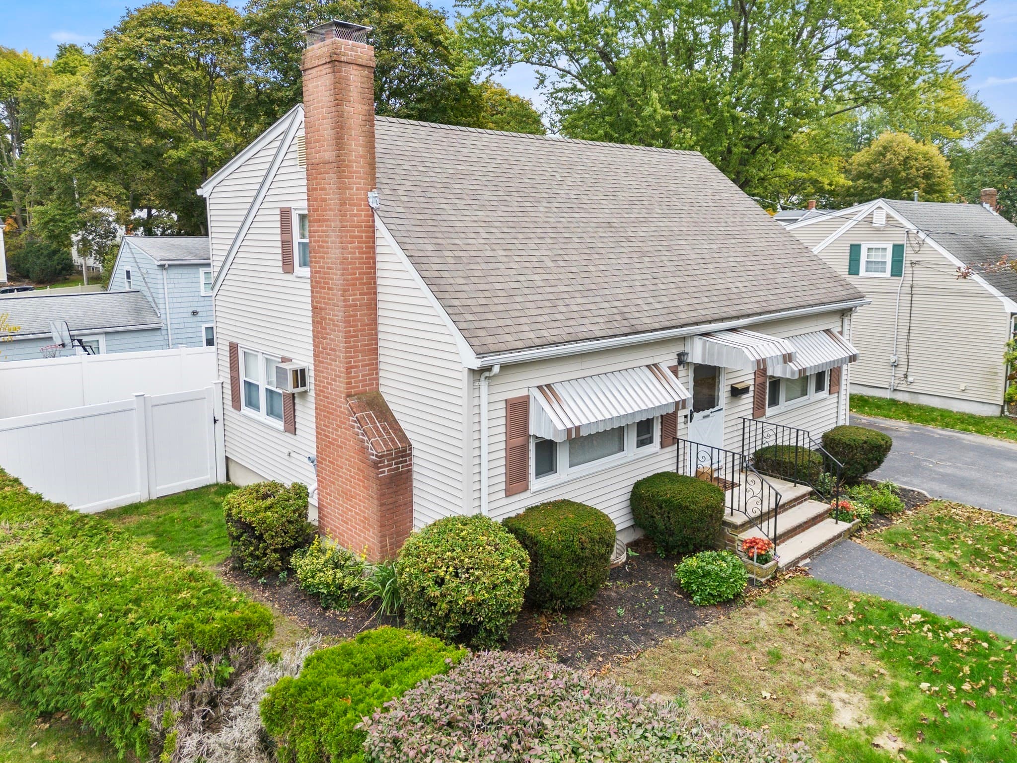 Single Family Residence at 57 Wilbur Ave, Arlington MA 02476, photo 2 of 36
