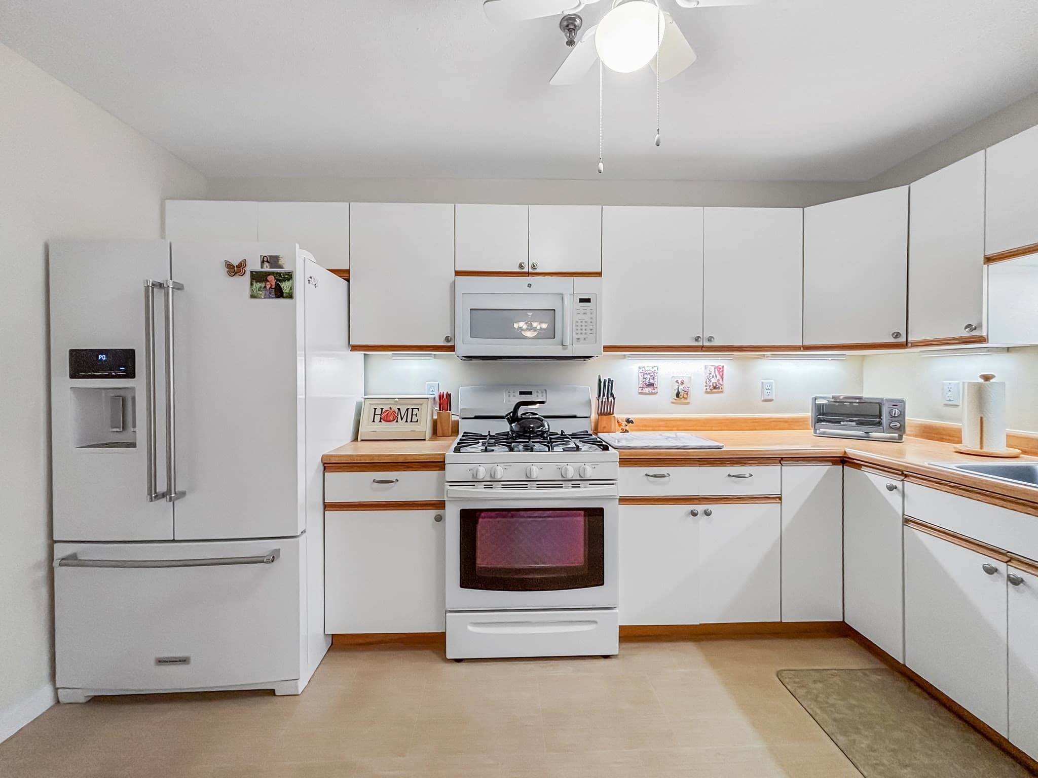 13 Dallas Dr # 210, Dracut MA 01826