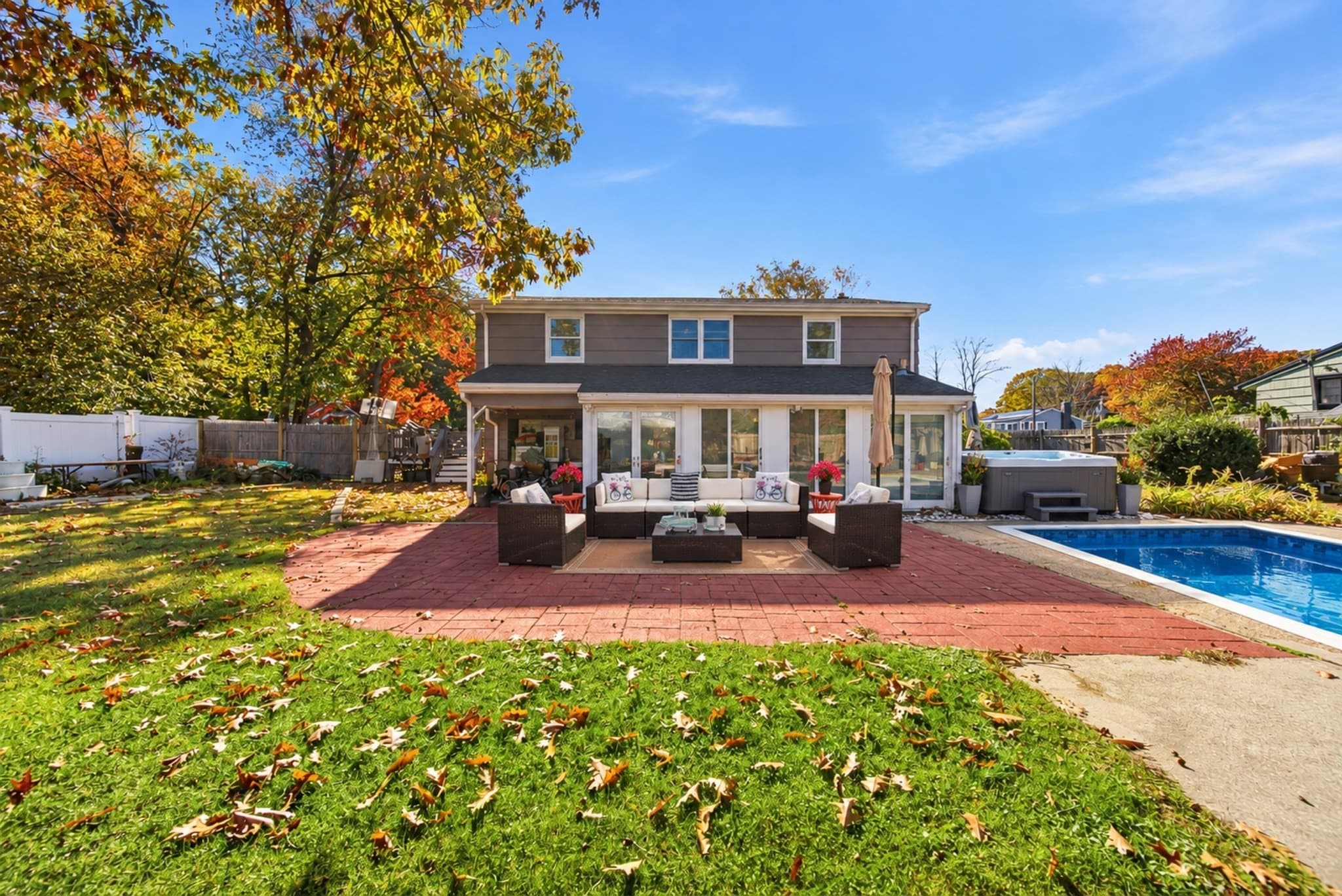 Single Family Residence at 19 Fraser, Stoughton MA 02072, photo 2 of 42