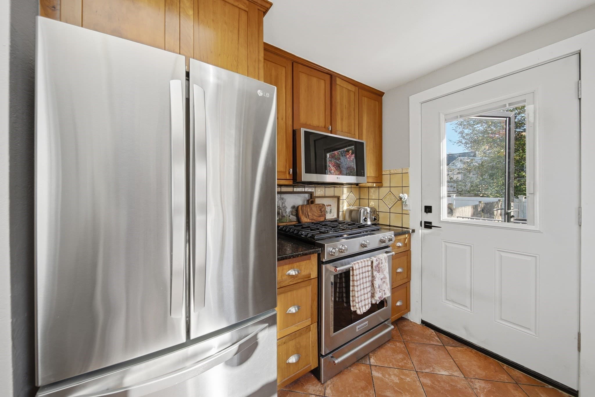 Single Family Residence at 19 Fraser, Stoughton MA 02072, photo 13 of 42