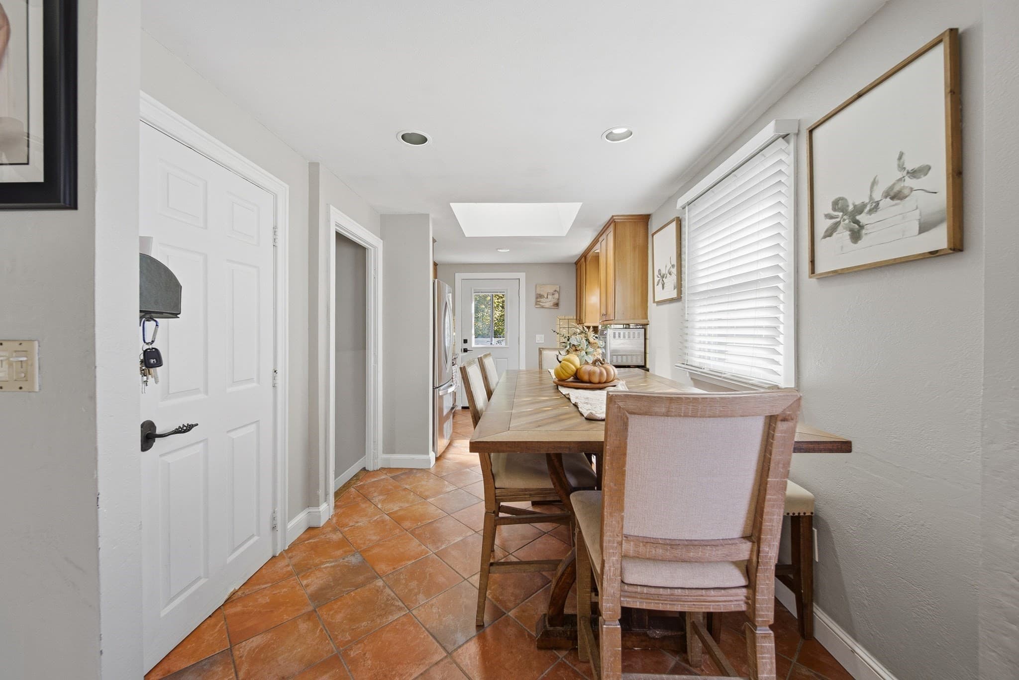 Single Family Residence at 19 Fraser, Stoughton MA 02072, photo 9 of 42