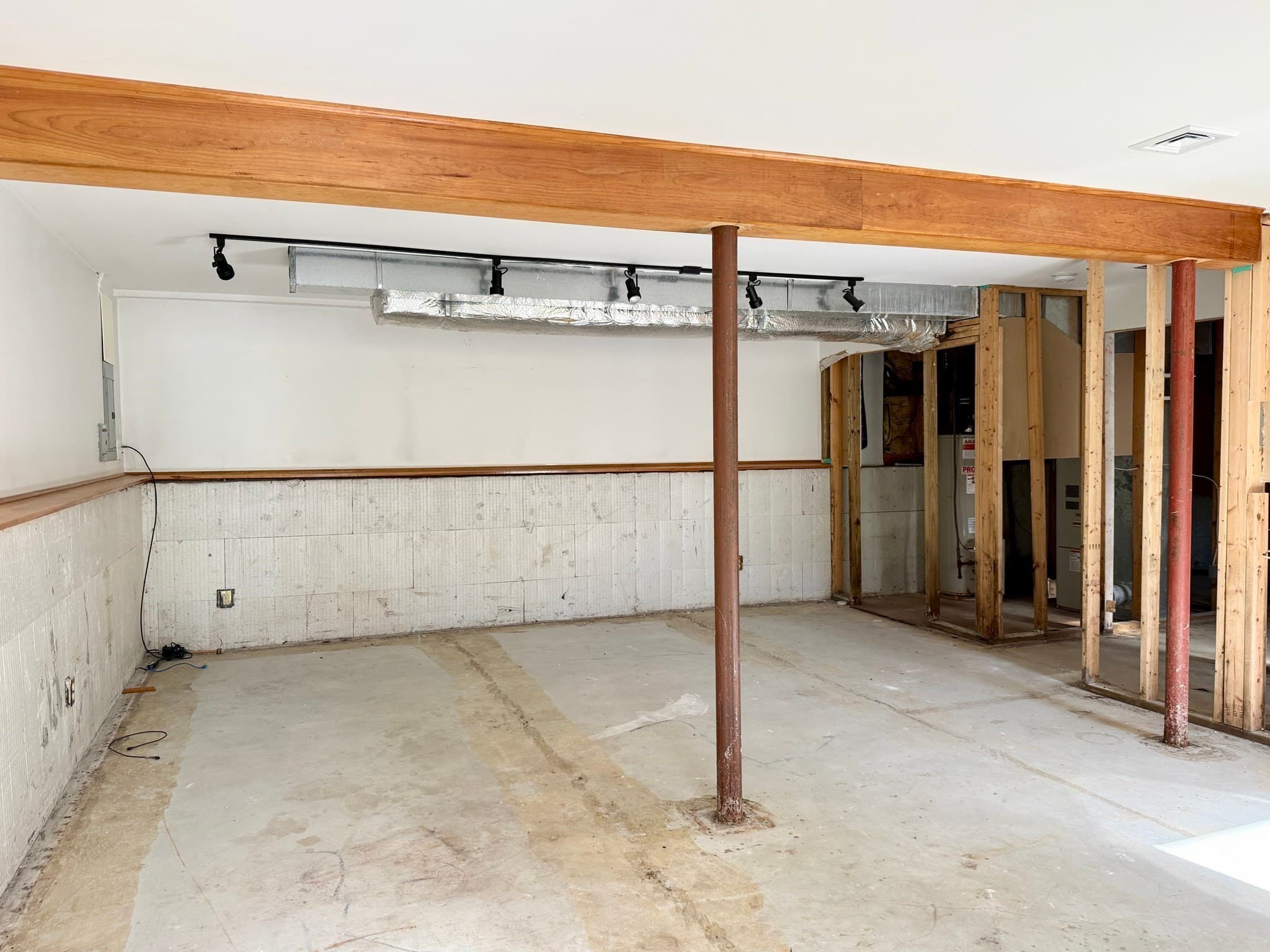 Single Family Residence at 140 French King Highway, Greenfield MA 01301, photo 18 of 27