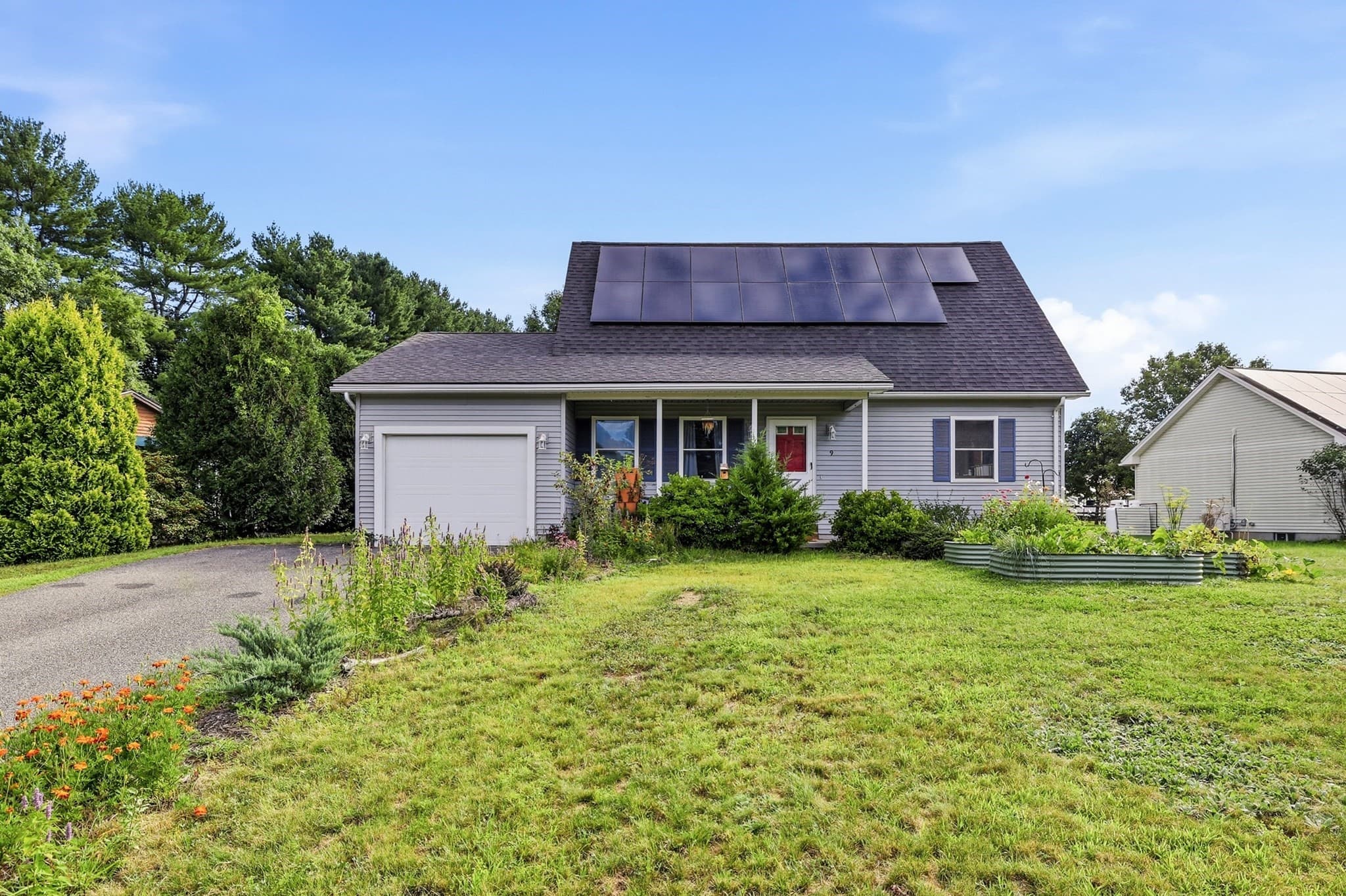 9 Sarah Ln, Belchertown MA 01007