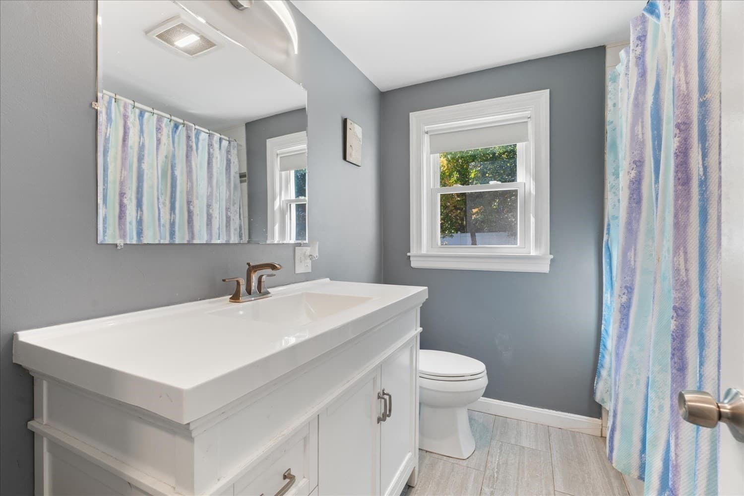 Single Family Residence at 30 Calumet Ave., Worcester MA 01606, photo 20 of 32