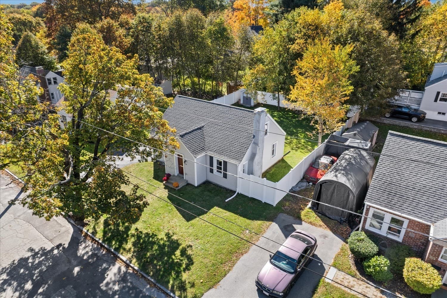 Single Family Residence at 30 Calumet Ave., Worcester MA 01606, photo 4 of 32