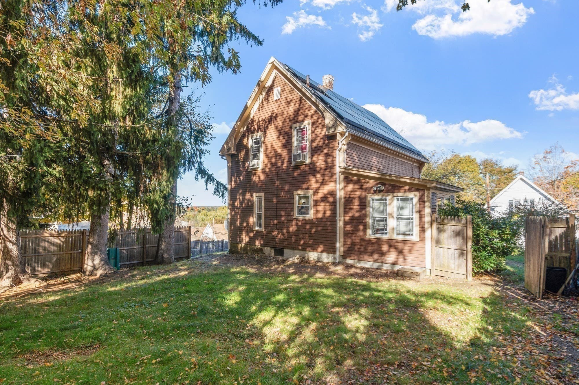 Single Family Residence at 64 Albee St, Fitchburg MA 01420, photo 20 of 24