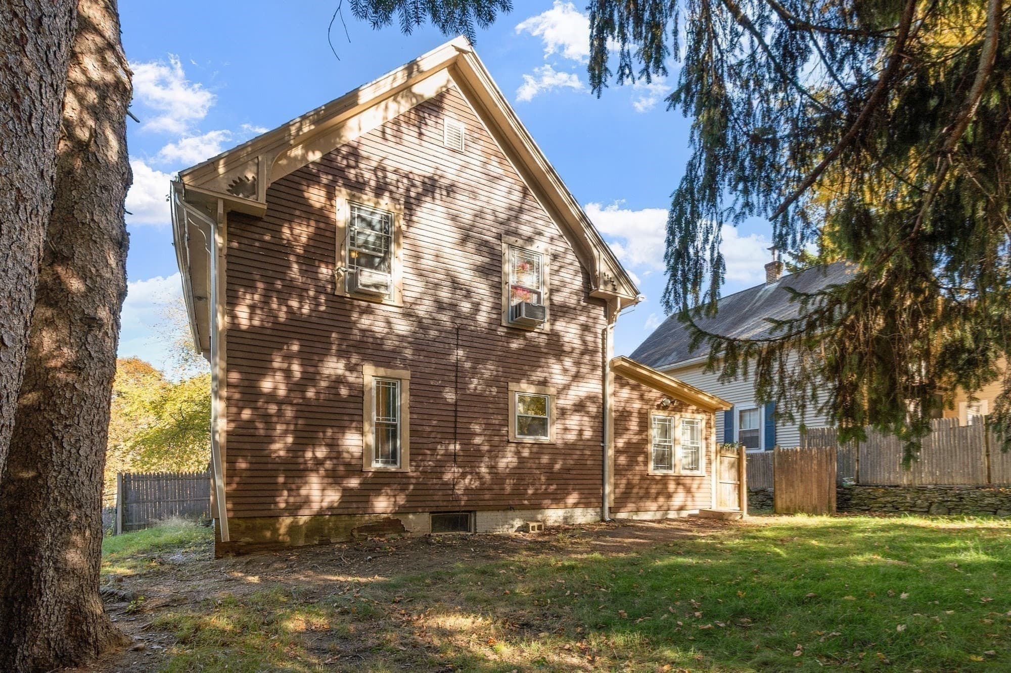 Single Family Residence at 64 Albee St, Fitchburg MA 01420, photo 21 of 24