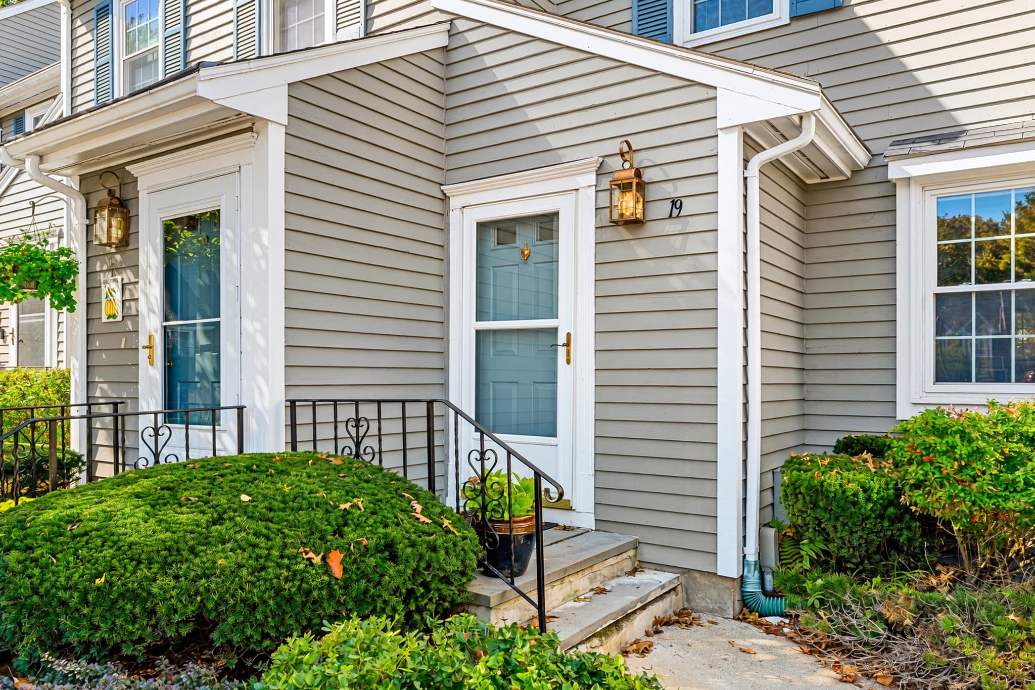 Condominium at 19 Washington Green # 19, Walpole MA 02032, photo 3 of 40