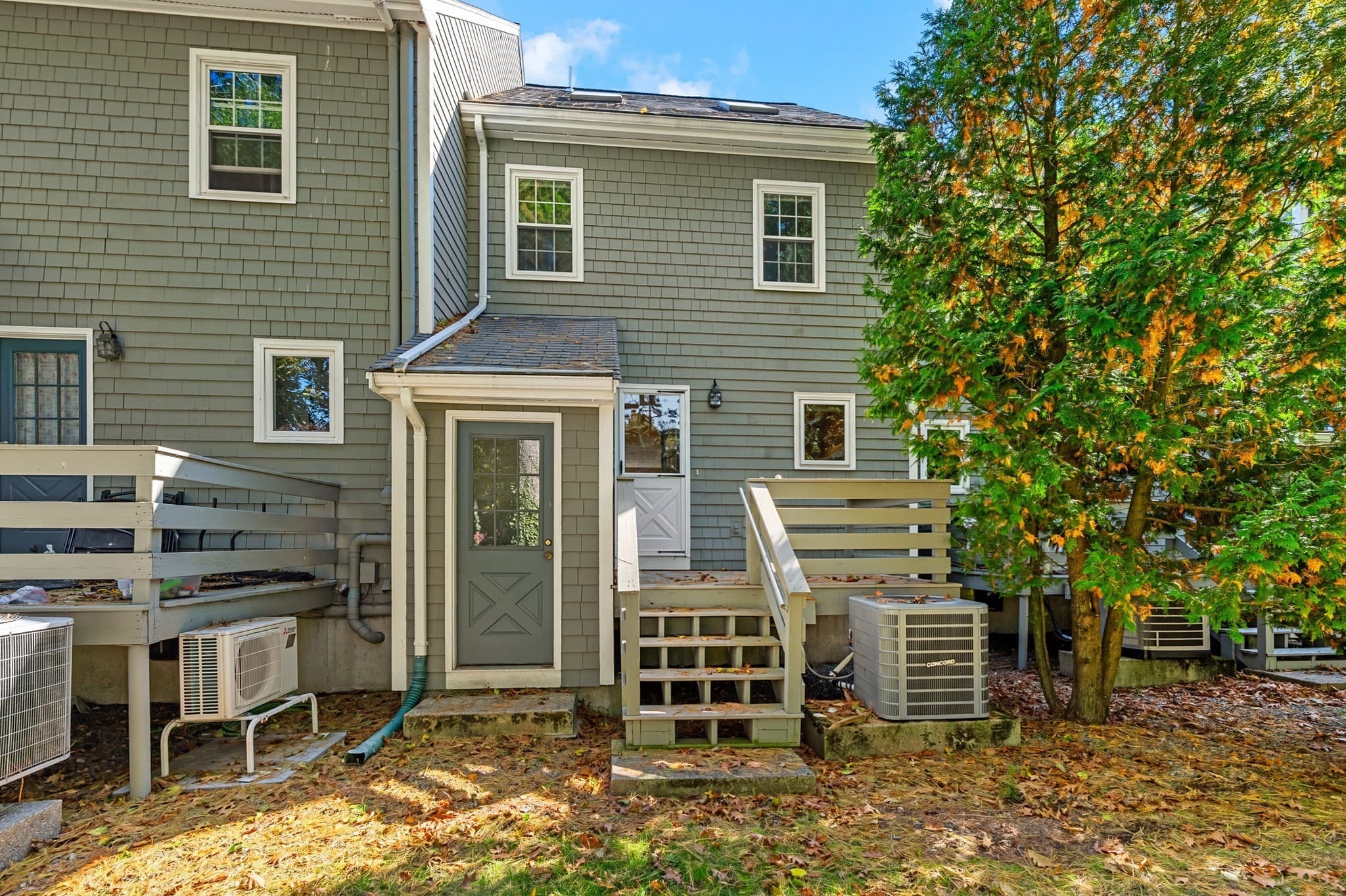Condominium at 19 Washington Green # 19, Walpole MA 02032, photo 39 of 40