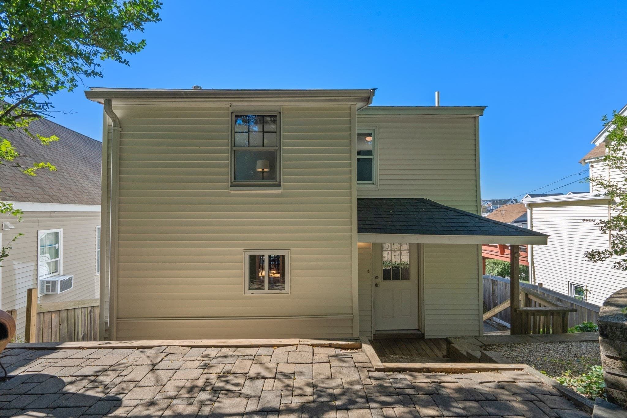 Single Family Residence at 34 Paomet Rd, Weymouth MA 02191, photo 16 of 21