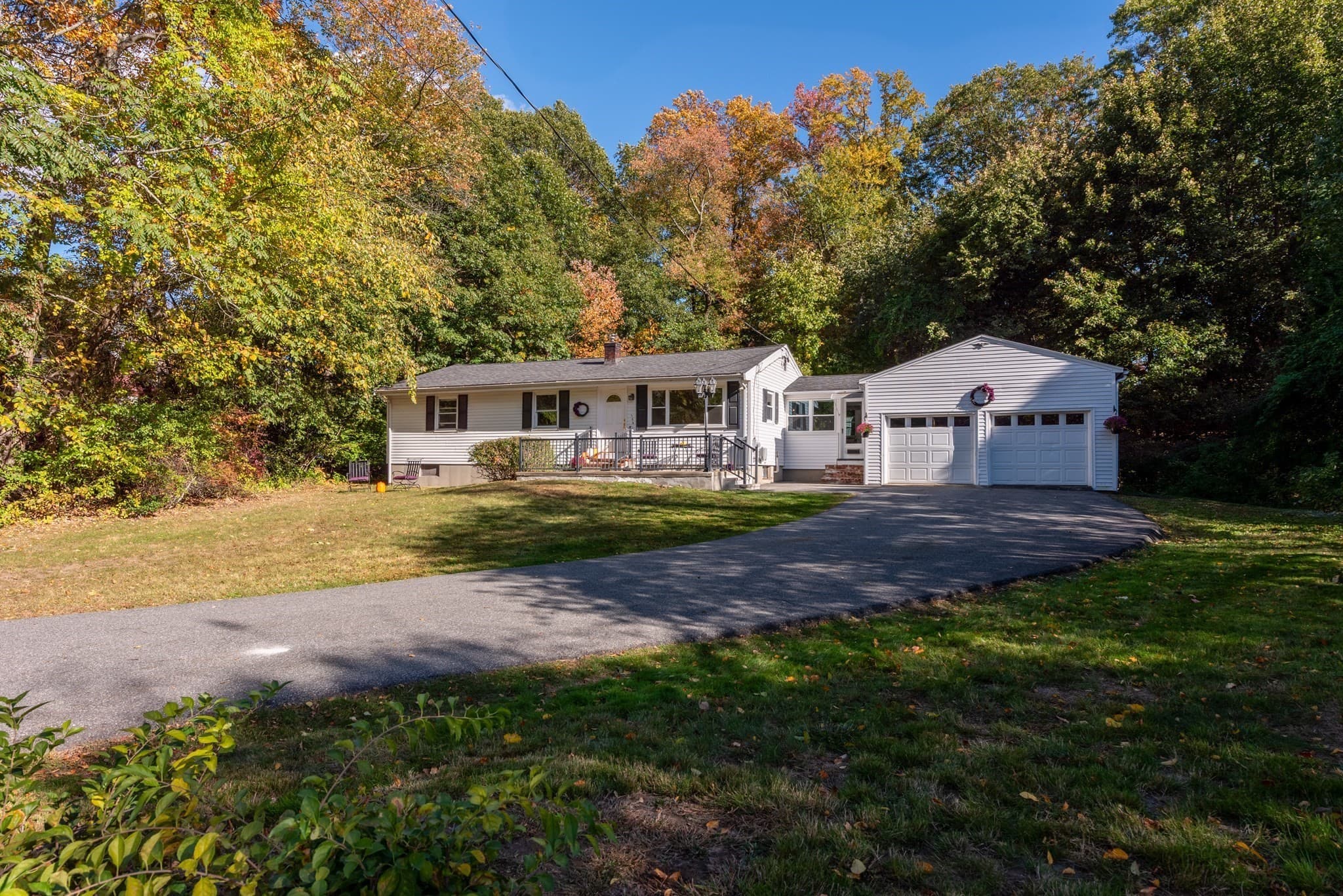 Single Family Residence at 156 Walnut Street, Reading MA 01867, photo 3 of 23