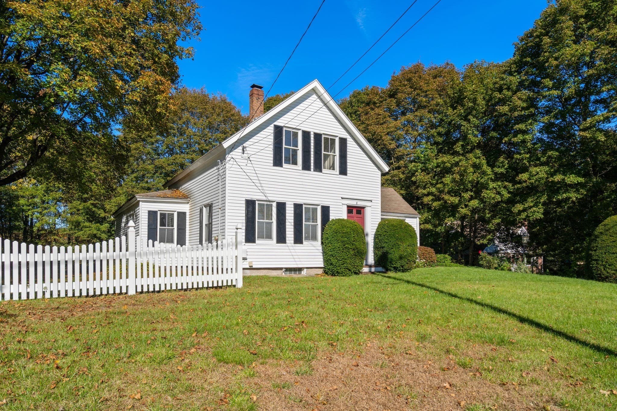 Single Family Residence at 8 Summer Street, Medfield MA 02052, photo 2 of 25