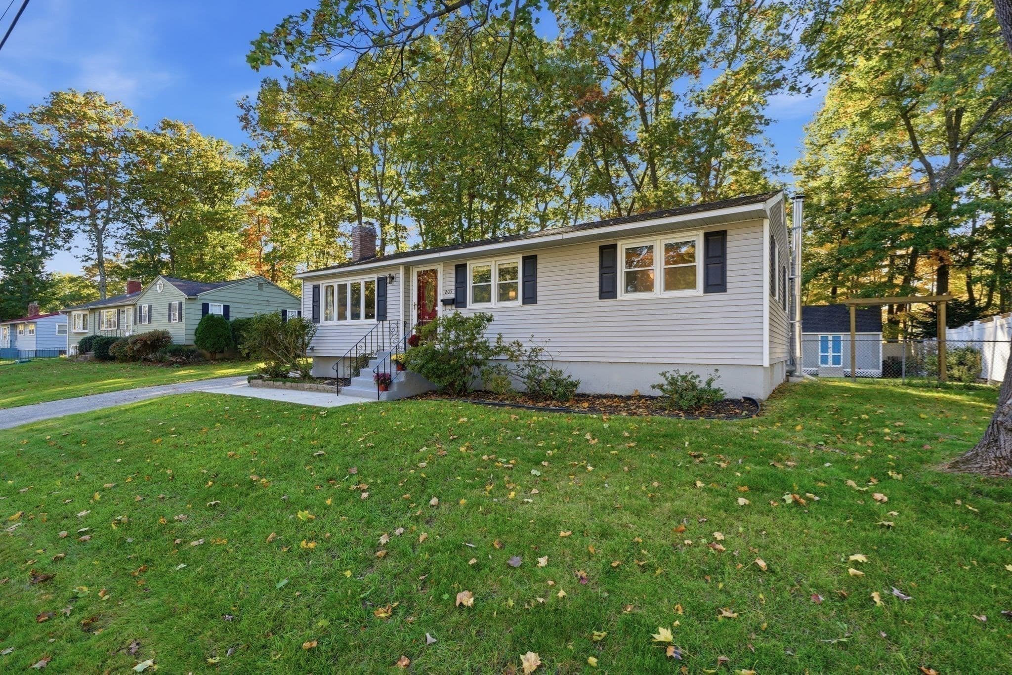 Single Family Residence at 205 Remington St, Lowell MA 01852, photo 3 of 42