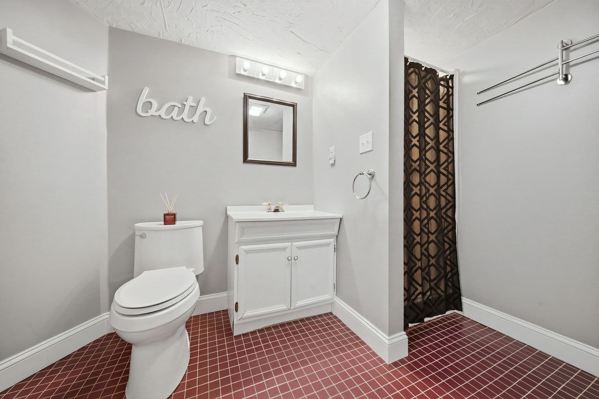 Single Family Residence at 205 Remington St, Lowell MA 01852, photo 30 of 42