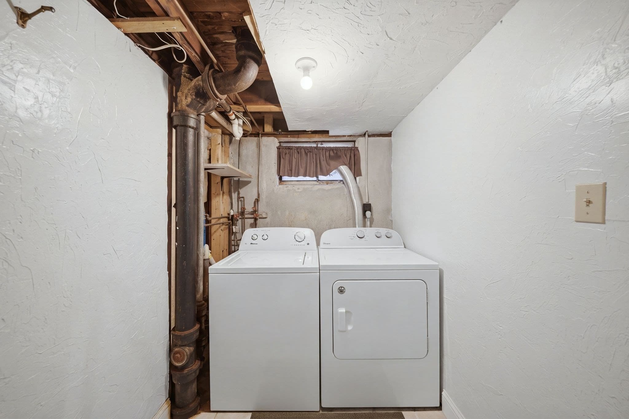 Single Family Residence at 205 Remington St, Lowell MA 01852, photo 31 of 42