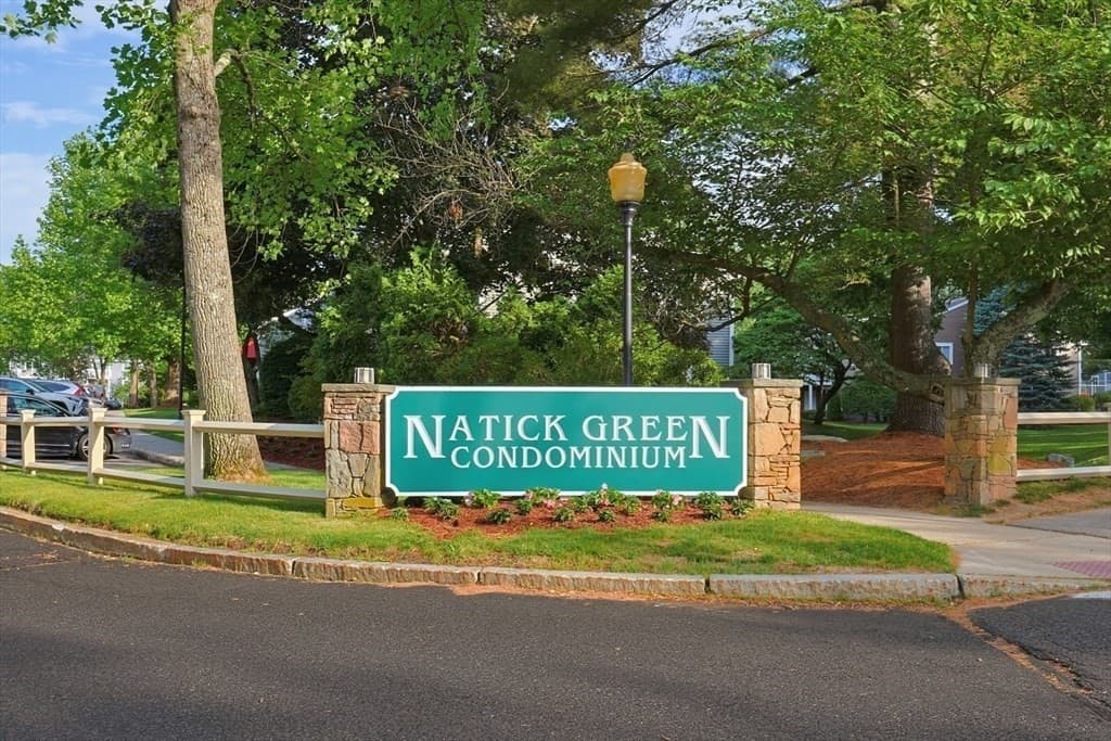 4 Post Oak Ln # 19, Natick MA 01760