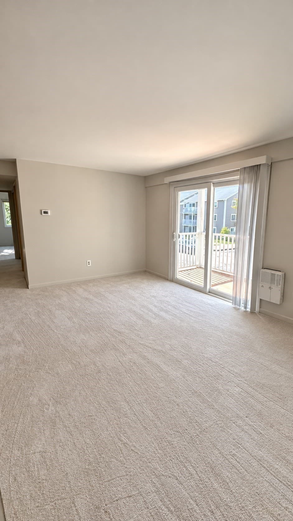 Condominium at 4 Post Oak Ln # 19, Natick MA 01760, photo 5 of 23