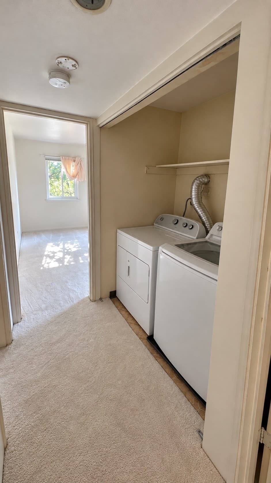 Condominium at 4 Post Oak Ln # 19, Natick MA 01760, photo 9 of 23