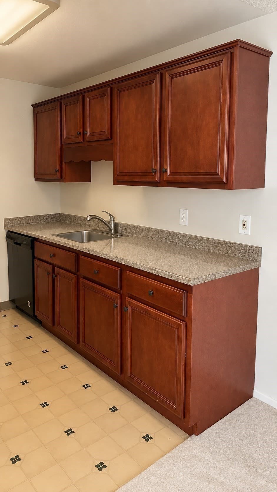 Condominium at 4 Post Oak Ln # 19, Natick MA 01760, photo 8 of 23