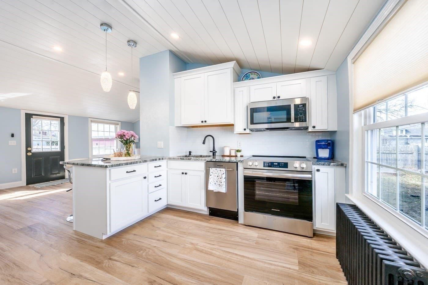 Single Family Residence at 8 Bungalow Ln, Wareham MA 02532, photo 10 of 21