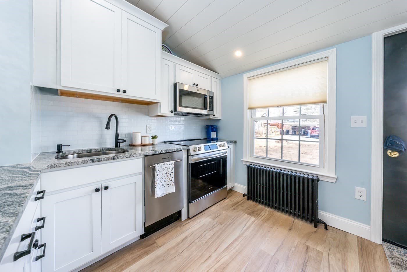 Single Family Residence at 8 Bungalow Ln, Wareham MA 02532, photo 11 of 21
