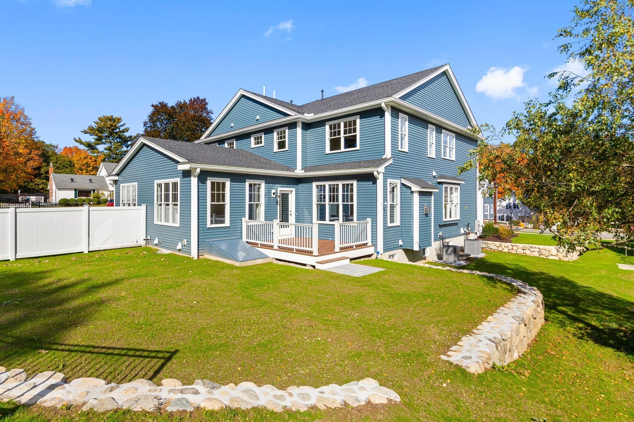 37 School St # 37, Woburn MA 01801