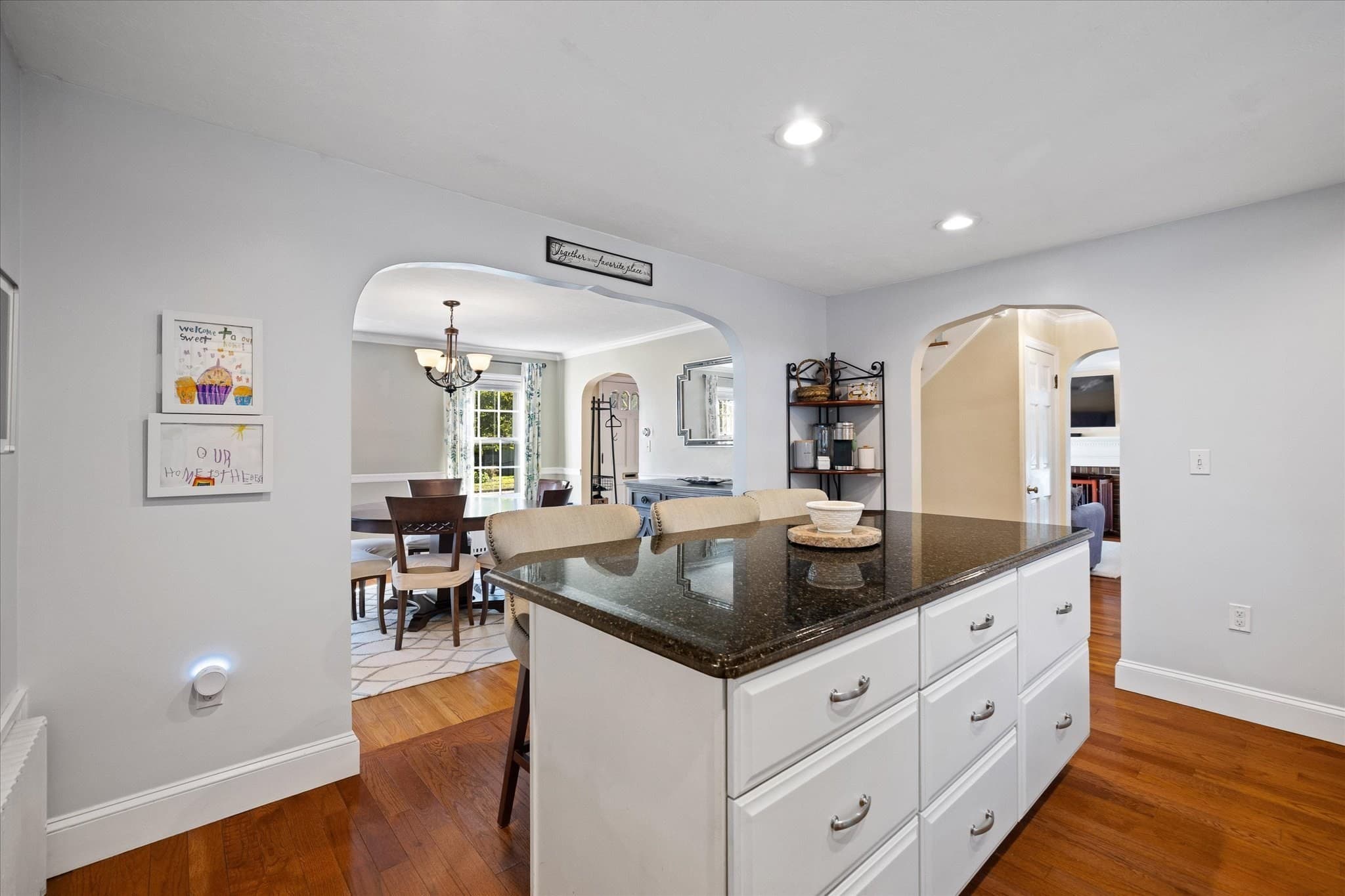 Single Family Residence at 57 Forest St, Worcester MA 01609, photo 7 of 41