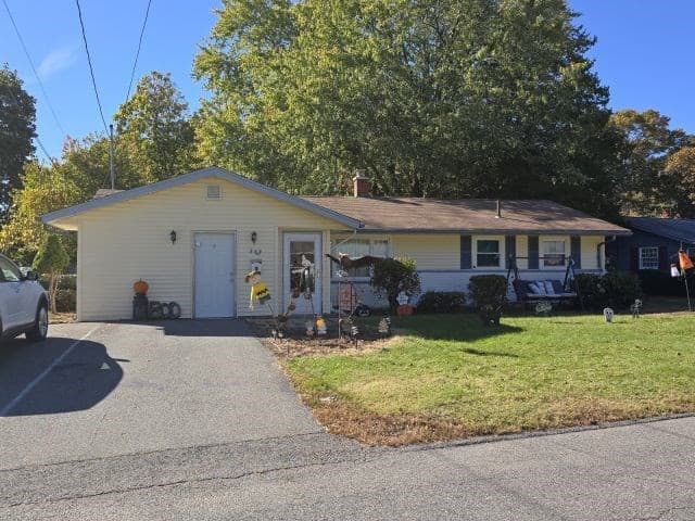 10 Lynn Rd, Brockton MA 02302