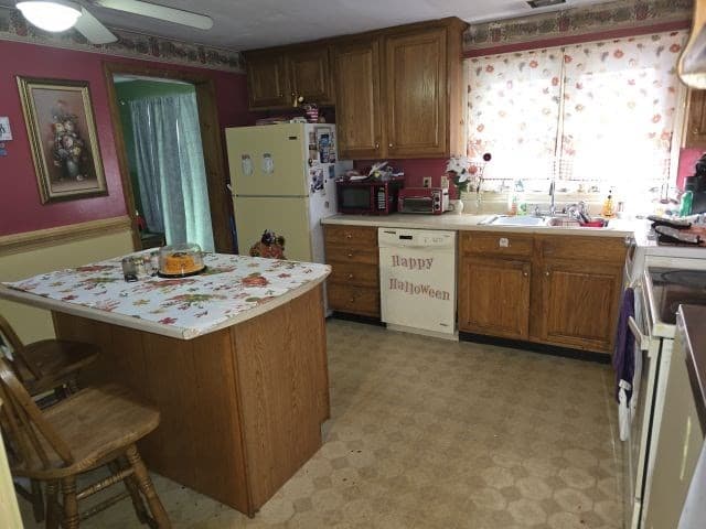 Single Family Residence at 10 Lynn Rd, Brockton MA 02302, photo 10 of 16