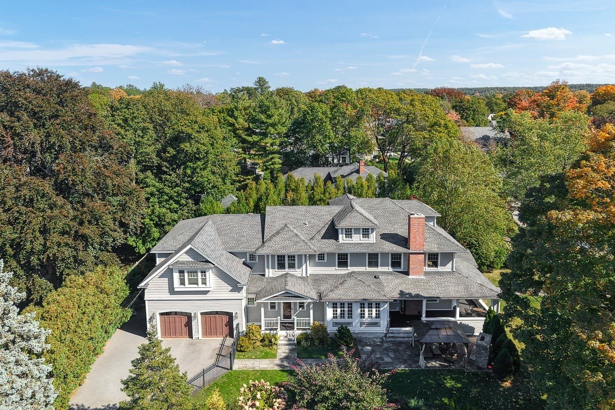 Single Family Residence at 15 Foxcroft Rd, Winchester MA 01890, photo 2 of 40
